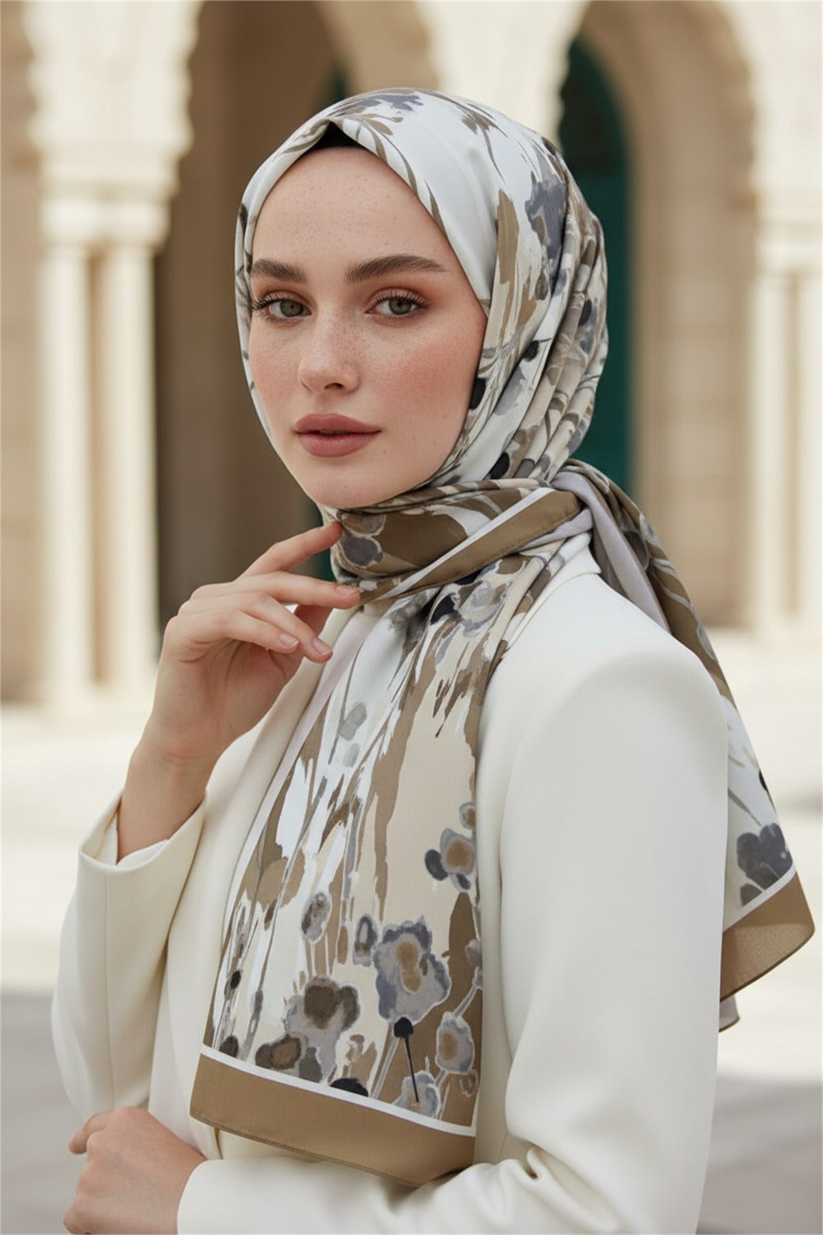 KREP BAHAR DALI DESENLİ BEJ RENKLİ 75X195 KIRIŞMAZ ŞAL