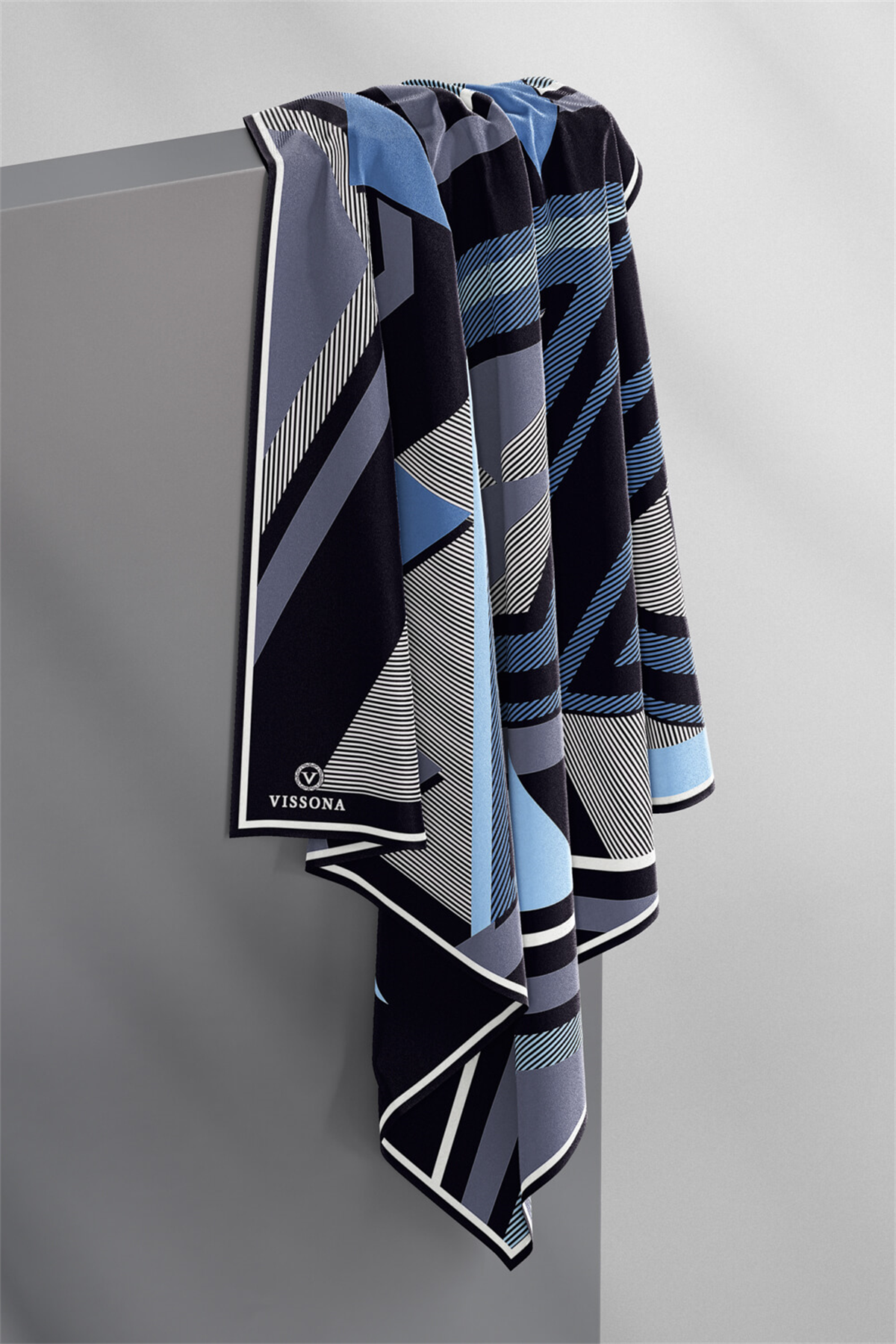 %100 Twill İpek Geometrik Desenli İndigo - Siyah Renkli 90x90 Eşarp Dikim Şekli : El Dikişi