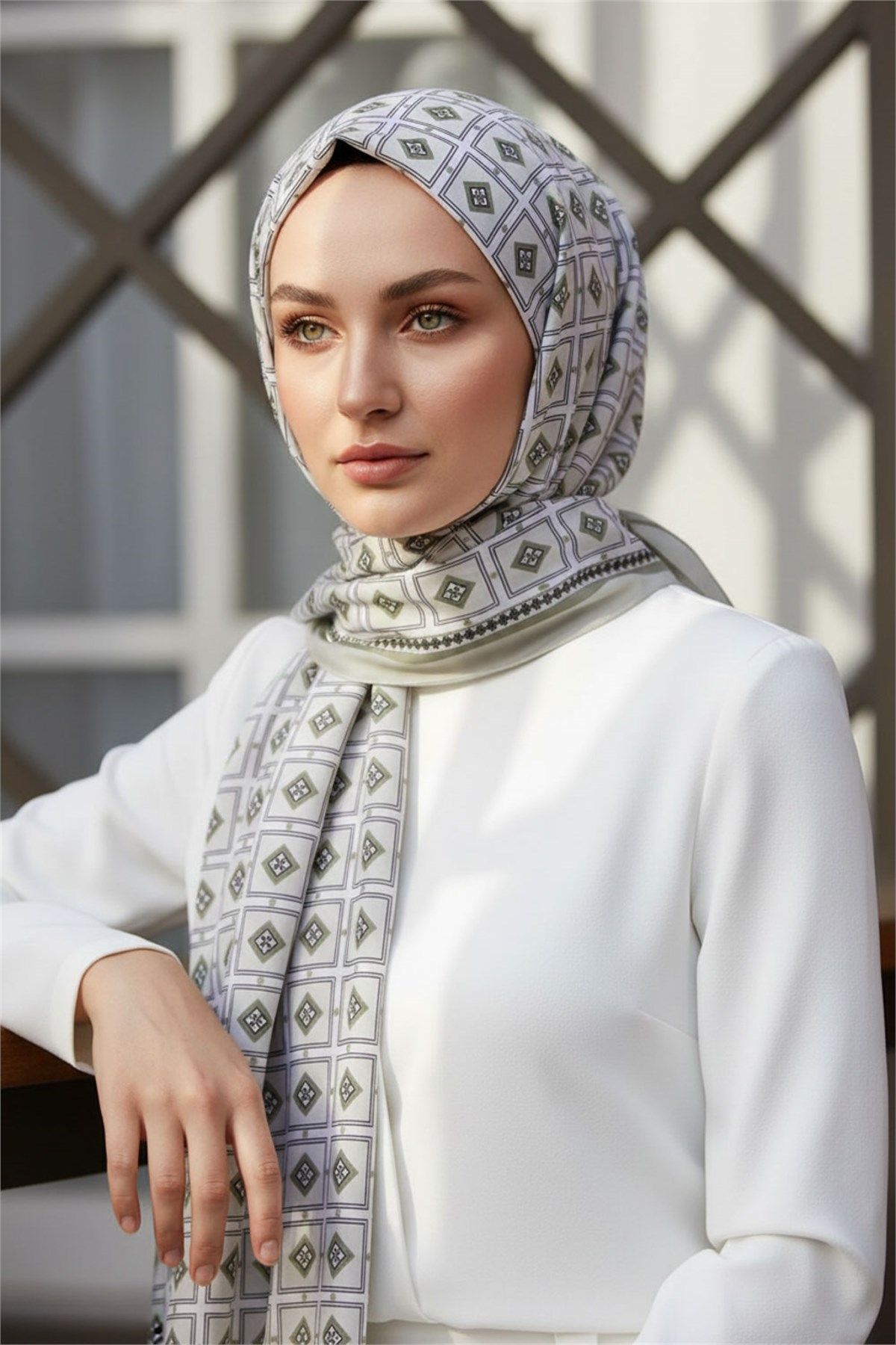 KREP KARE DESENLİ KÜF YEŞİLİ RENKLİ 75X195 KIRIŞMAZ ŞAL