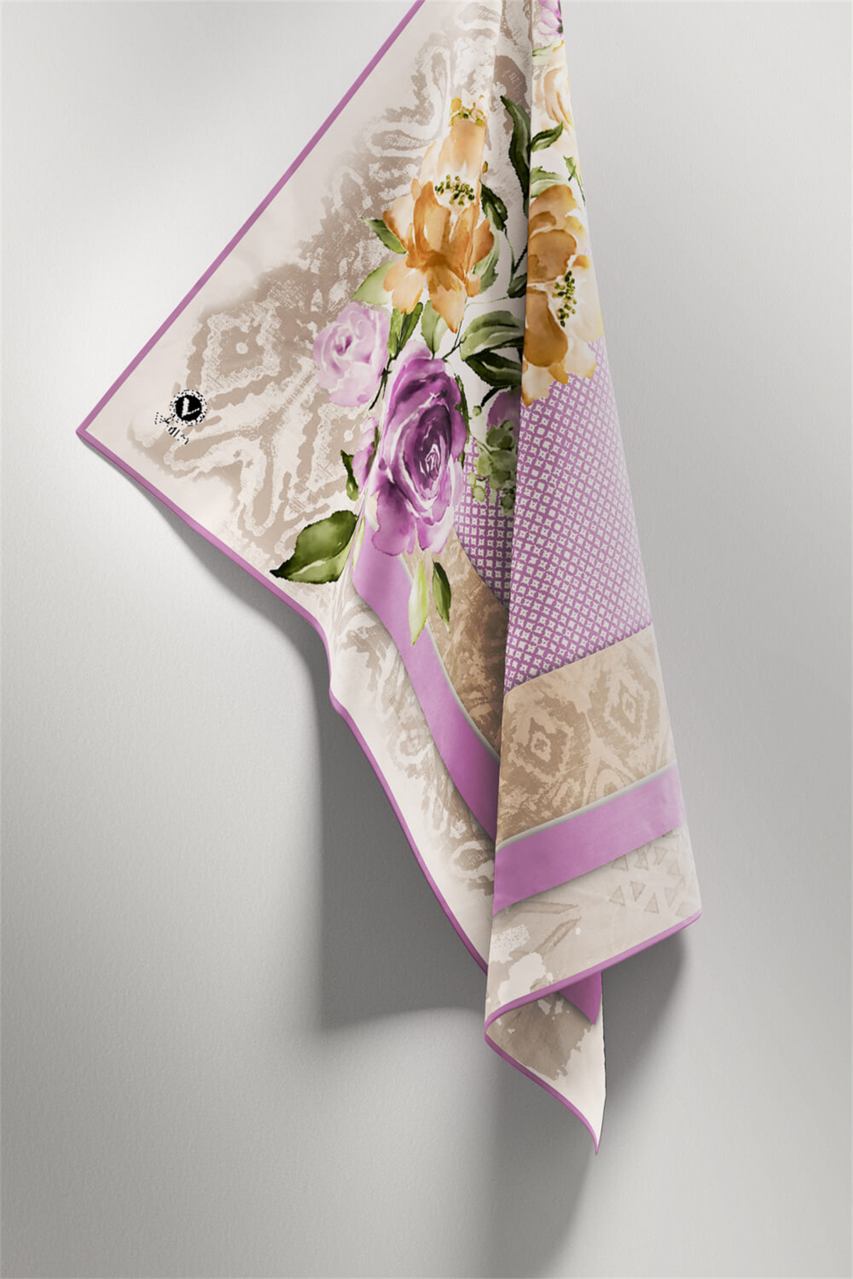 Twill Çiçek Desenli Lila Renkli 90x90 Eşarp (İpek İçermez) Kenar Dikiş Şekli El Dikişli