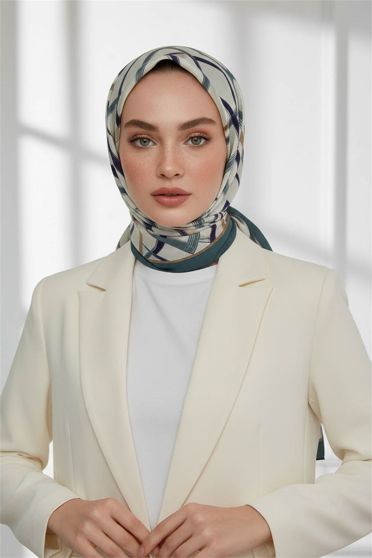 KREP GEOMETRİK DESENLİ MİNT YEŞİLİ RENKLİ 75X195 KIRIŞMAZ ŞAL