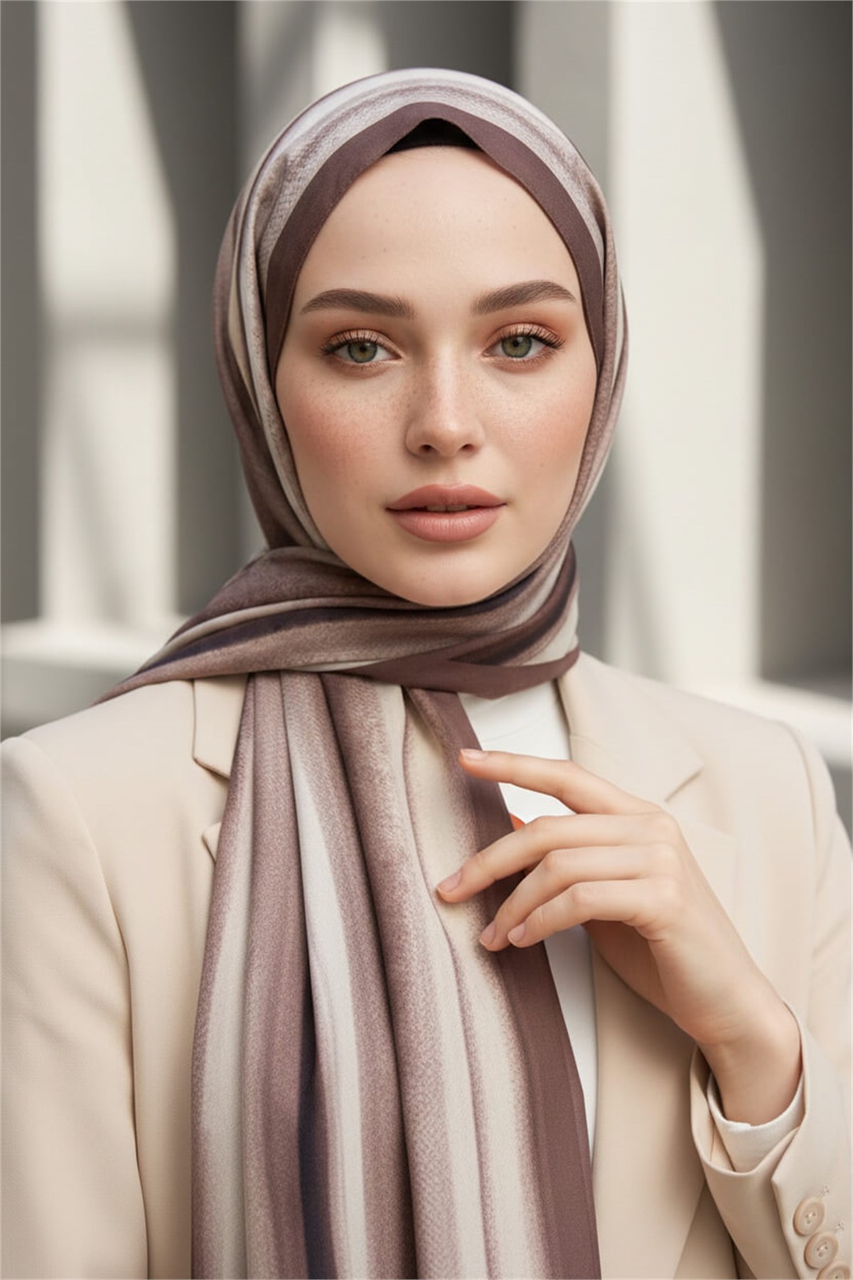 KREP SULU BOYA ÇİZGİLİ DESENLİ GÜL KURUSU RENKLİ 75X195 KIRIŞMAZ ŞAL