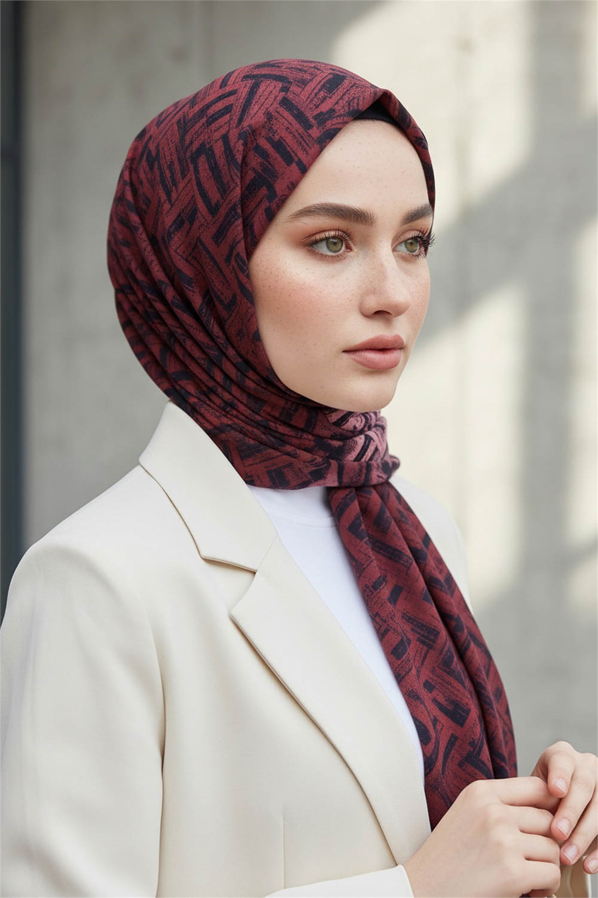 KREP DEGRADELİ ÇİZGİ DESENLİ PUDRA RENKLİ 75X195 KIRIŞMAZ ŞAL