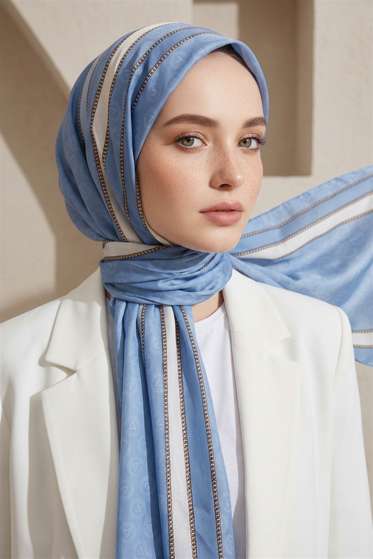 %100 Saf İpek Şal İnce Saten Vual Dokuma Monogram Desenli Bebe Mavisi - Lacivert Renkli 90x210 Şal