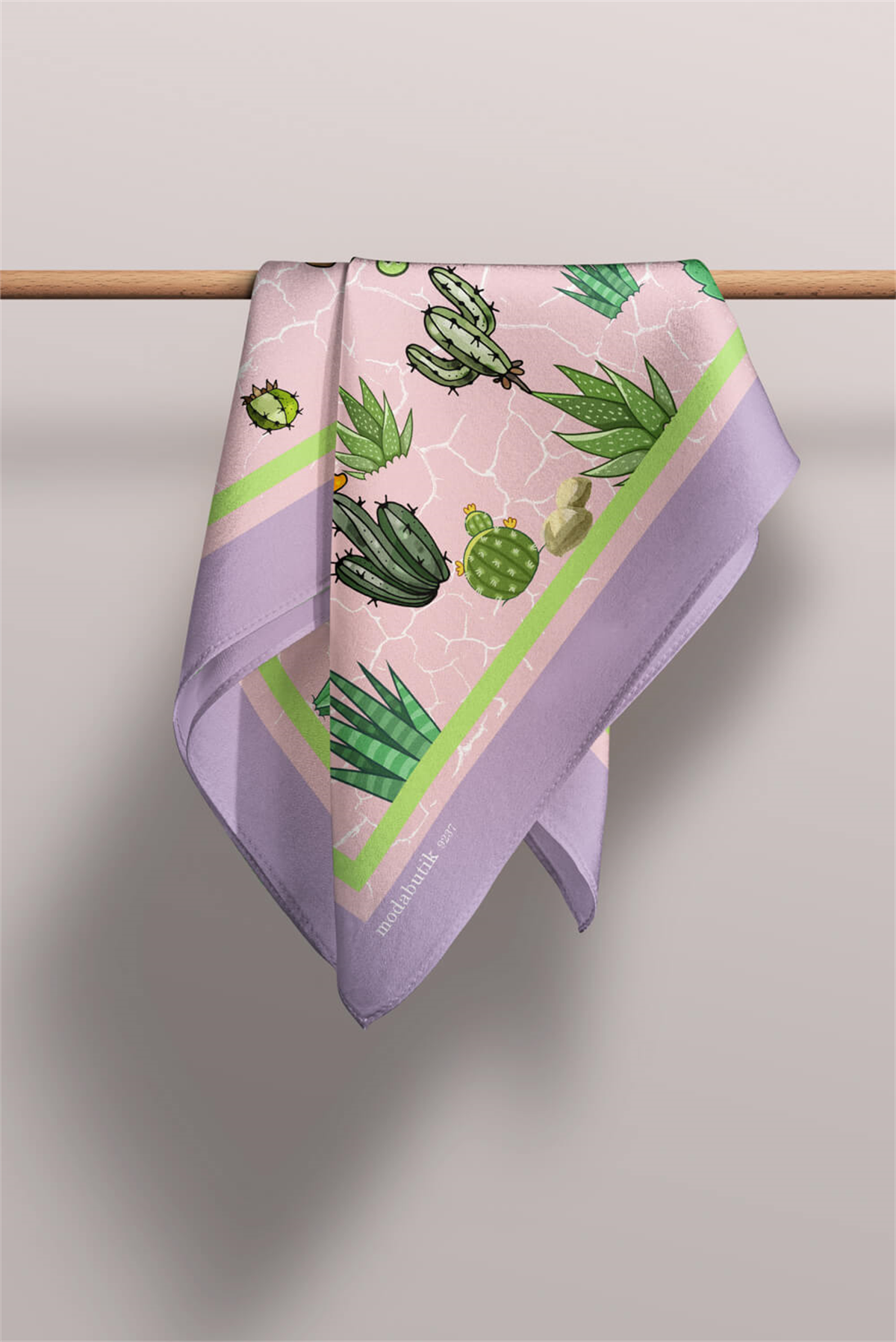 G73 KADIN DESENLİ BANDANA