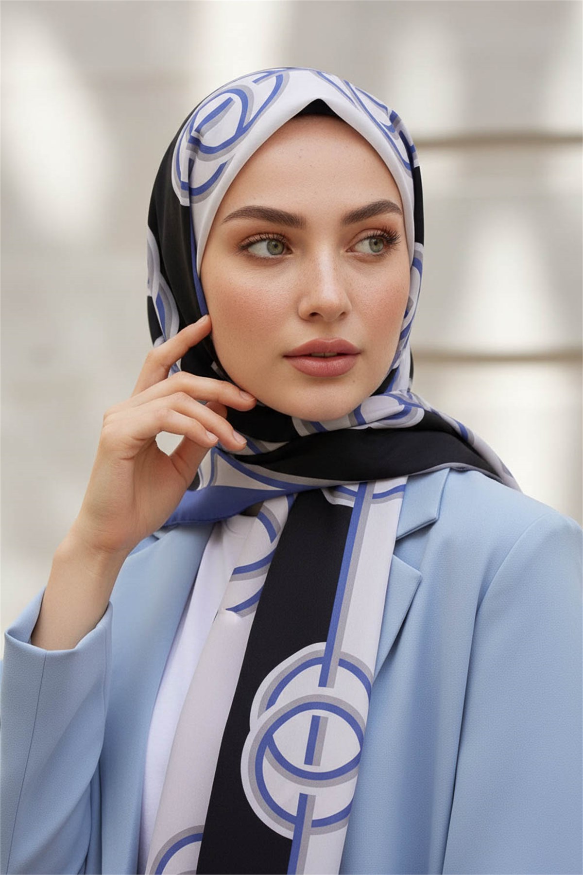 KREP ÇİZGİLİ DESENLİ İNDİGO RENKLİ 75X195 KIRIŞMAZ ŞAL