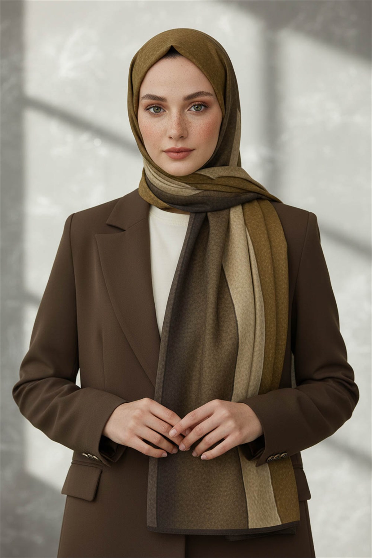 KREP DALGA DESENLİ BEJ RENKLİ 75X195 KIRIŞMAZ ŞAL