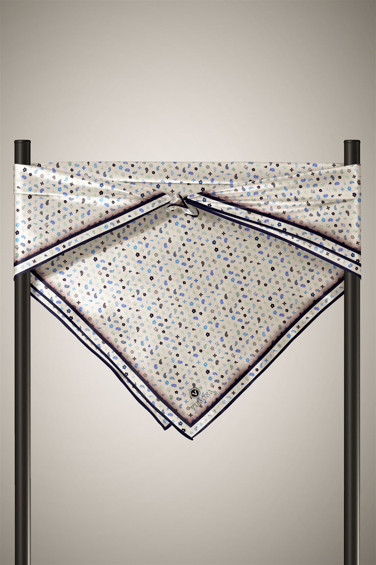 %100 Twill İpek Çıtır Desenli Krem - Lacivert Renkli 90x90 Eşarp Dikim Şekli : El Dikişi