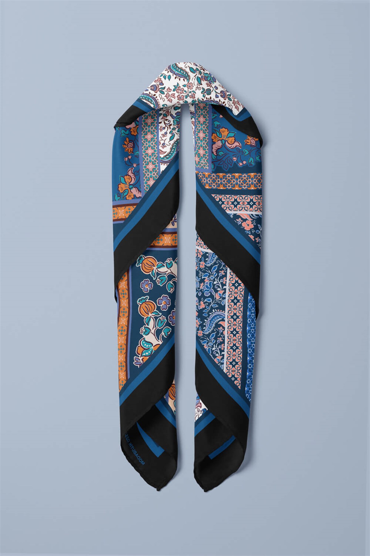 Violla E114 Kadın Patchwork Desenli Bandana 50x50 Mavi DG0211-22