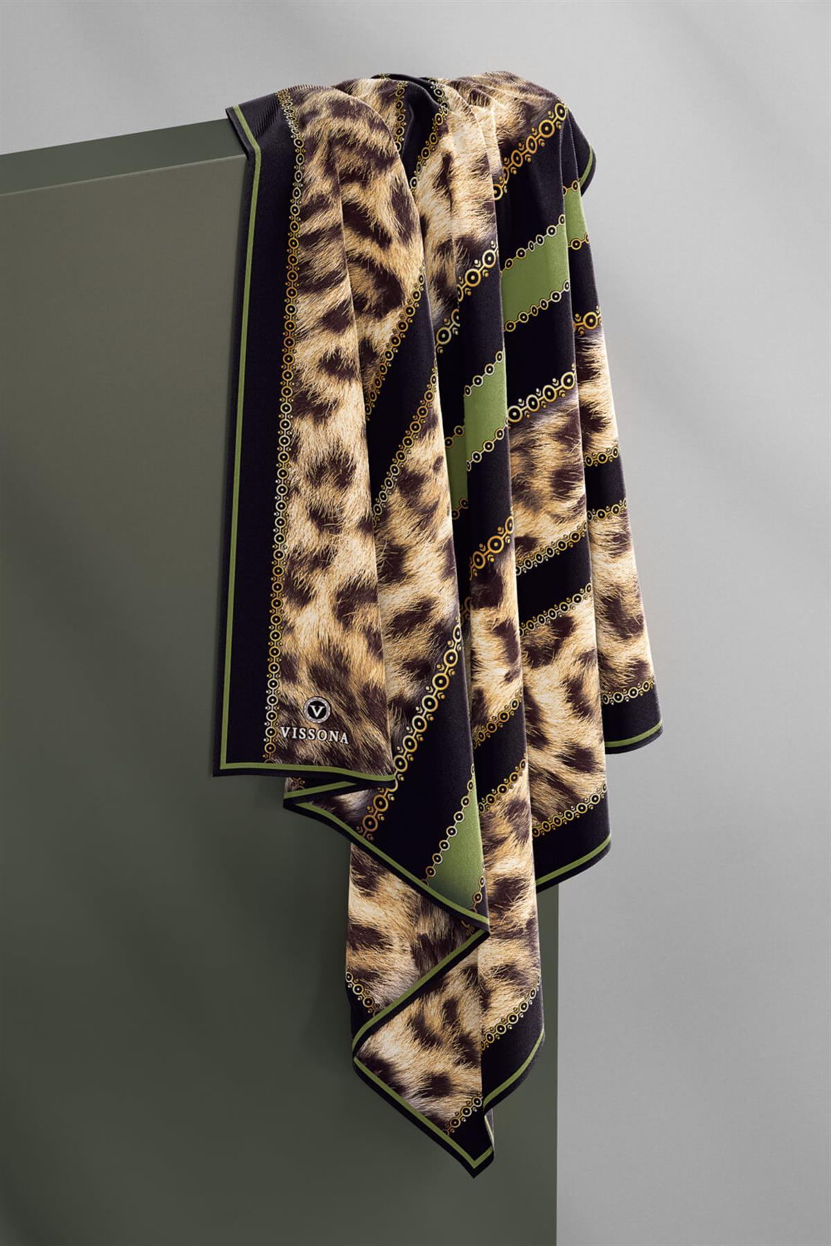 %100 Twill İpek Leopar Desenli Haki - Siyah Renkli 90x90 Eşarp Dikim Şekli : El Dikişi