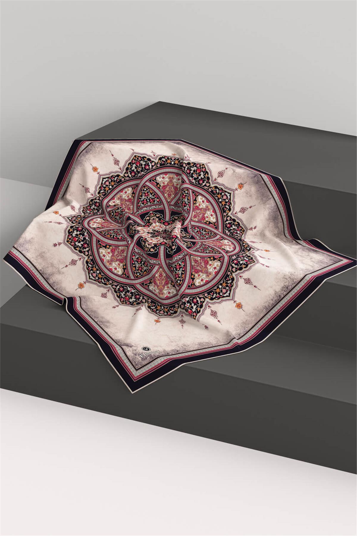 %100 Twill İpek Şal Desenli Siyah - Bordo Renkli 90x90 Eşarp Dikim Şekli : El Dikişi