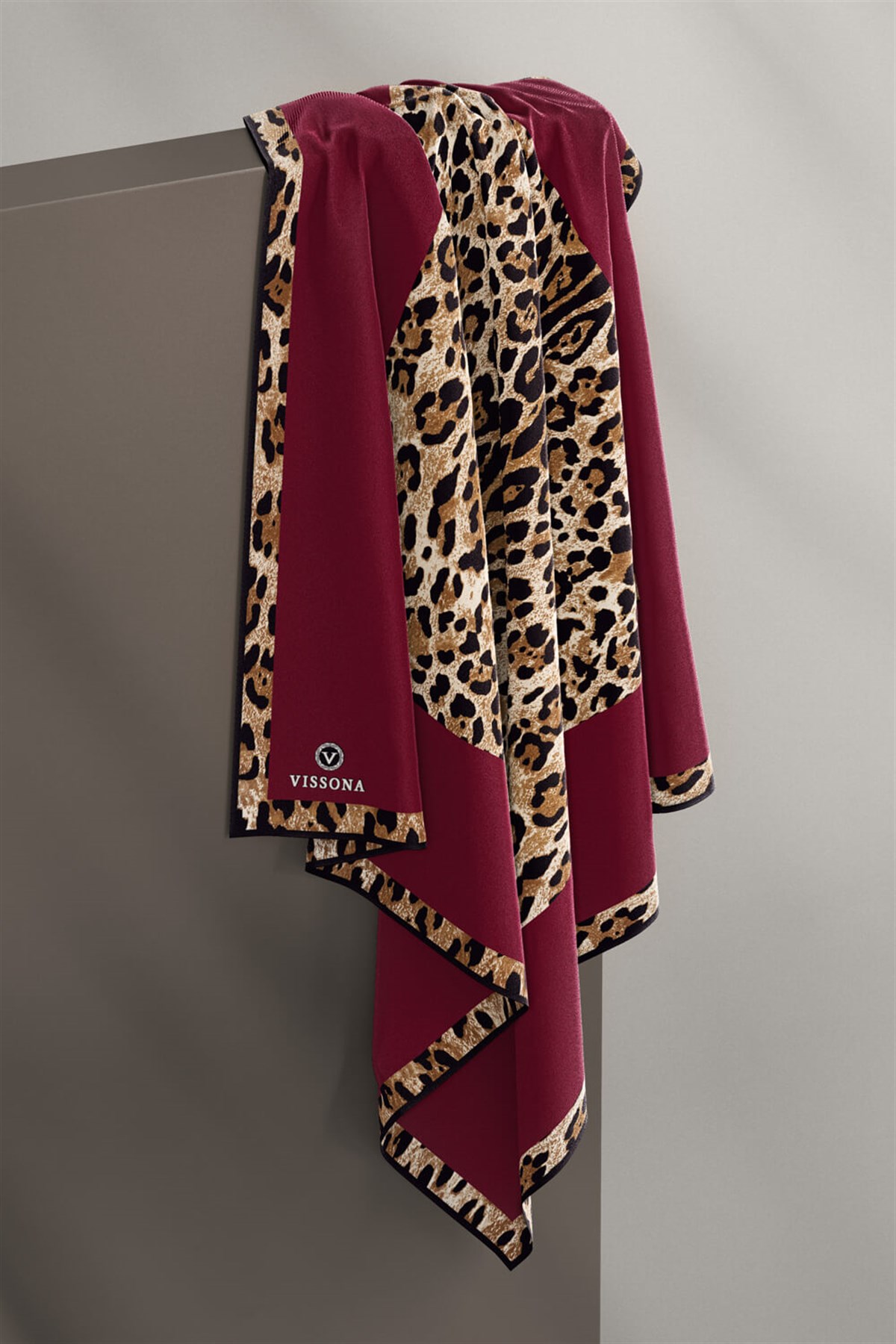 %100 Twill İpek Leopar Desenli Bordo Renkli 90x90 Eşarp Dikim Şekli : El Dikişi