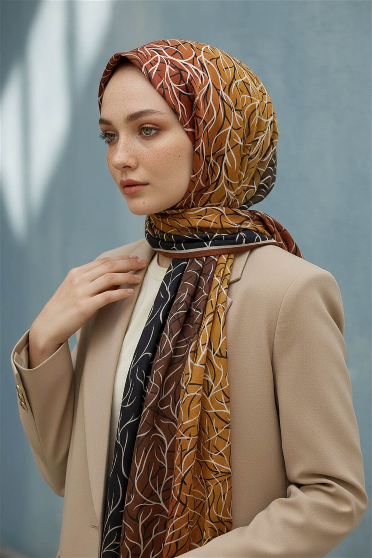 KREP GEOMETRİK DESENLİ TABA RENKLİ 75X195 KIRIŞMAZ ŞAL