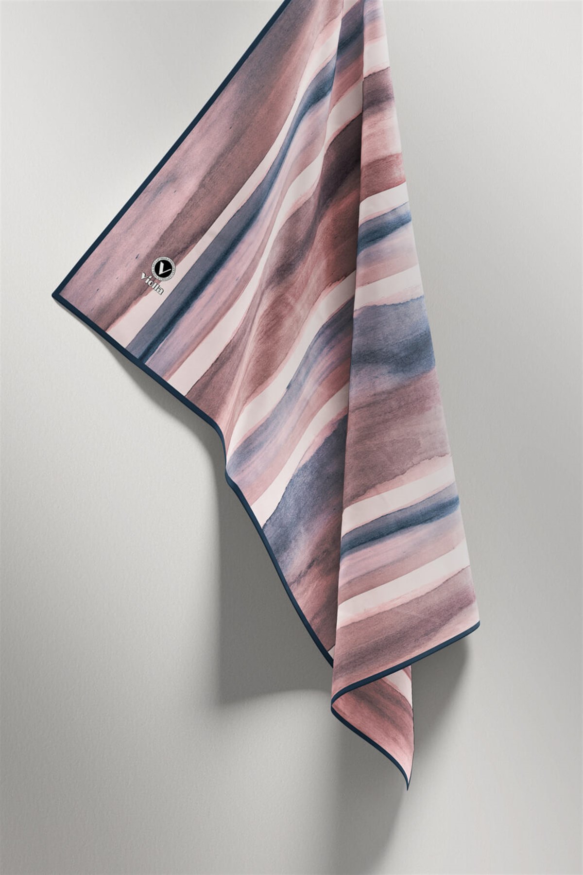 Twill Suluboya Çizgi Desenli Gül Kurusu - Lacivert Renkli 90x90 Eşarp (İpek İçermez) Kenar Dikiş Şekli El Dikişli
