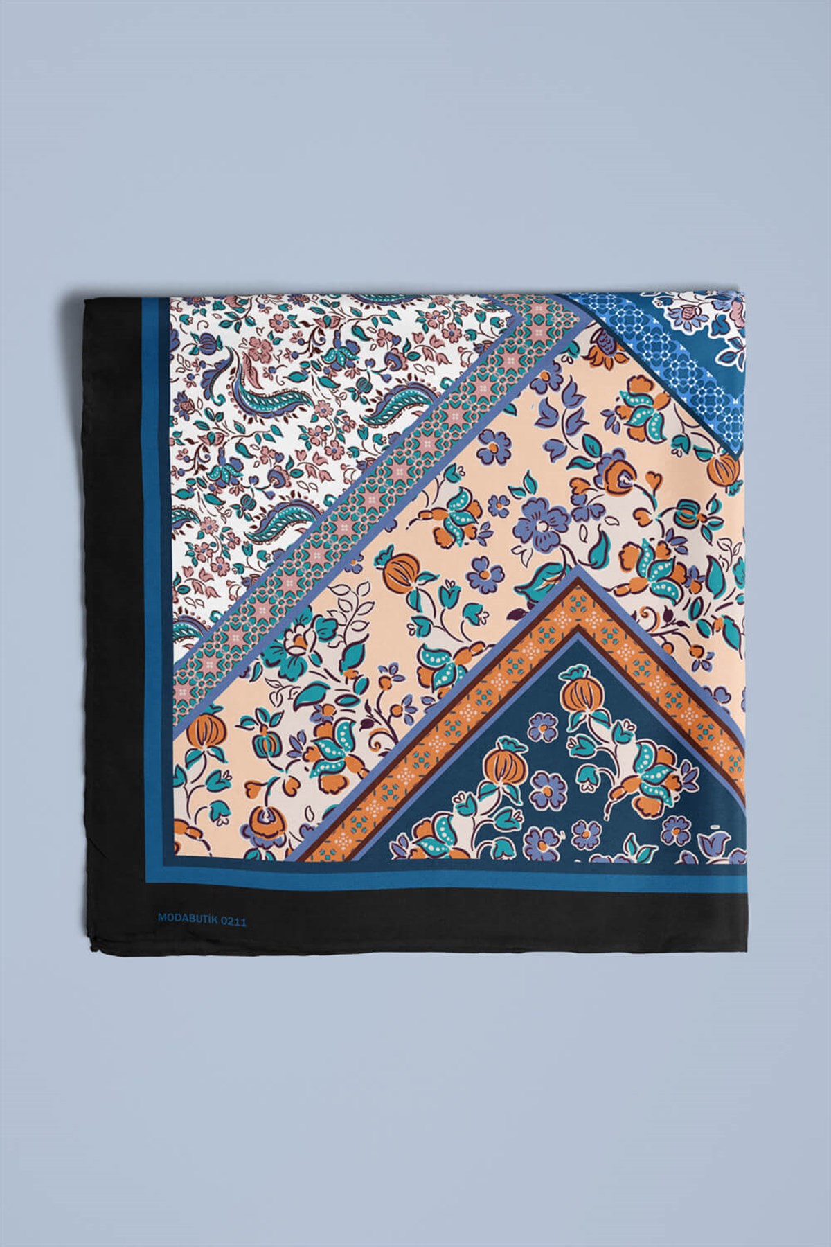 Violla E114 Kadın Patchwork Desenli Bandana 50x50 Mavi DG0211-22