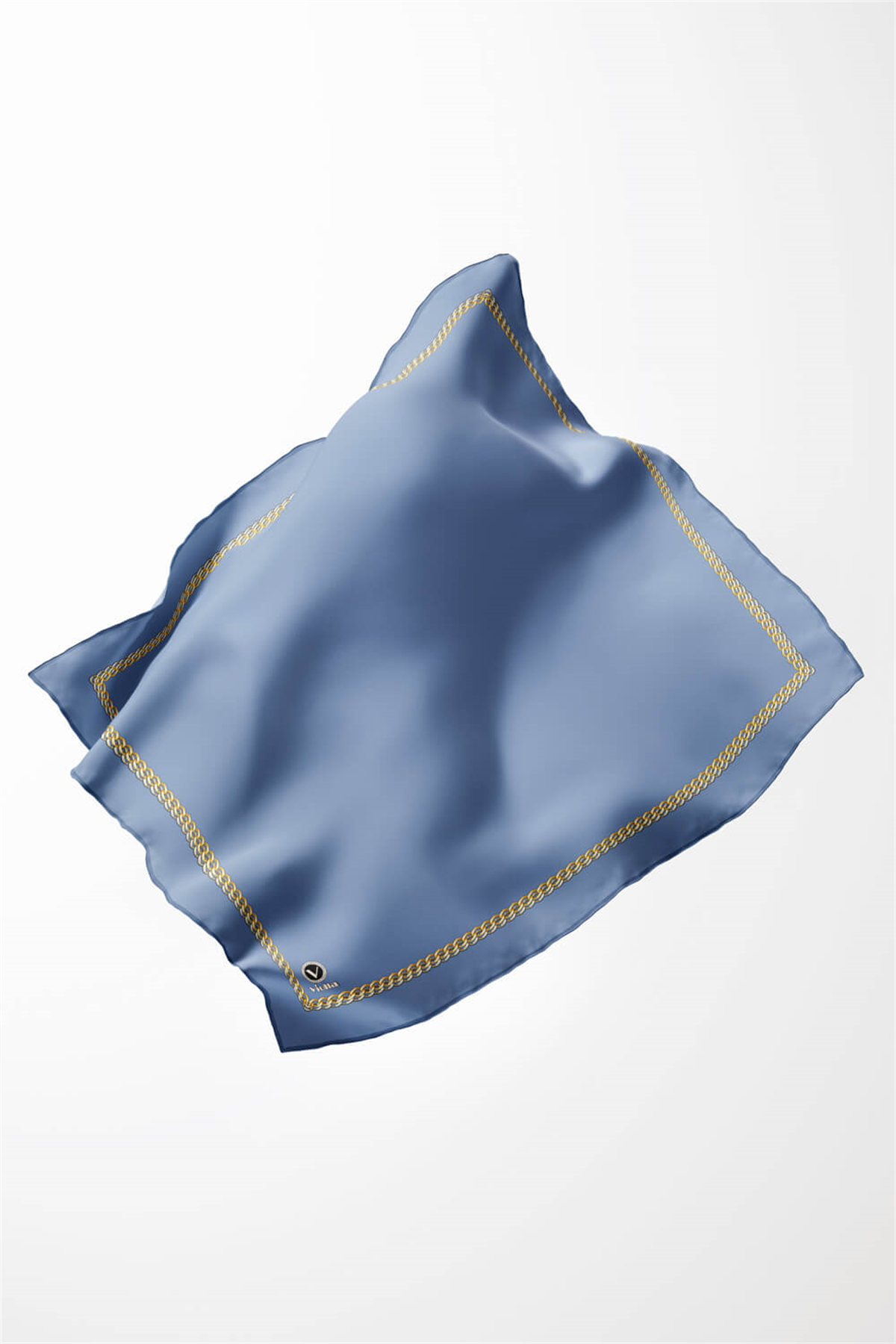 Twill Kenar Motifi Zincir Desenli Düz Bebe Mavisi Renkli 90x90 Dikim Şekli : El Dikişi Eşarp (İpek İçermez)