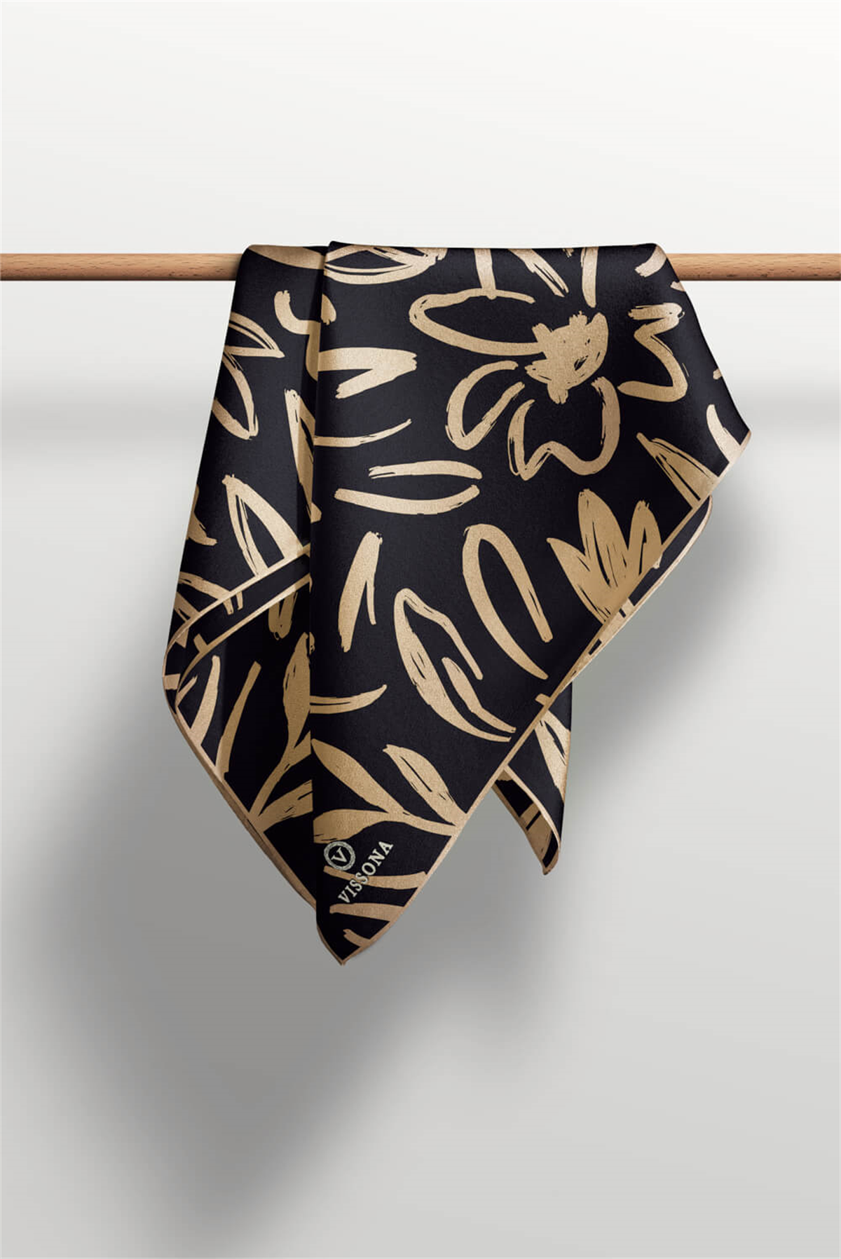 % 57 İPEK % 43 VİSKON Twill İpek Büyük Çiçek Desenli Siyah - Bej Renkli 90x90 Eşarp Dikim Şekli : El Dikişi