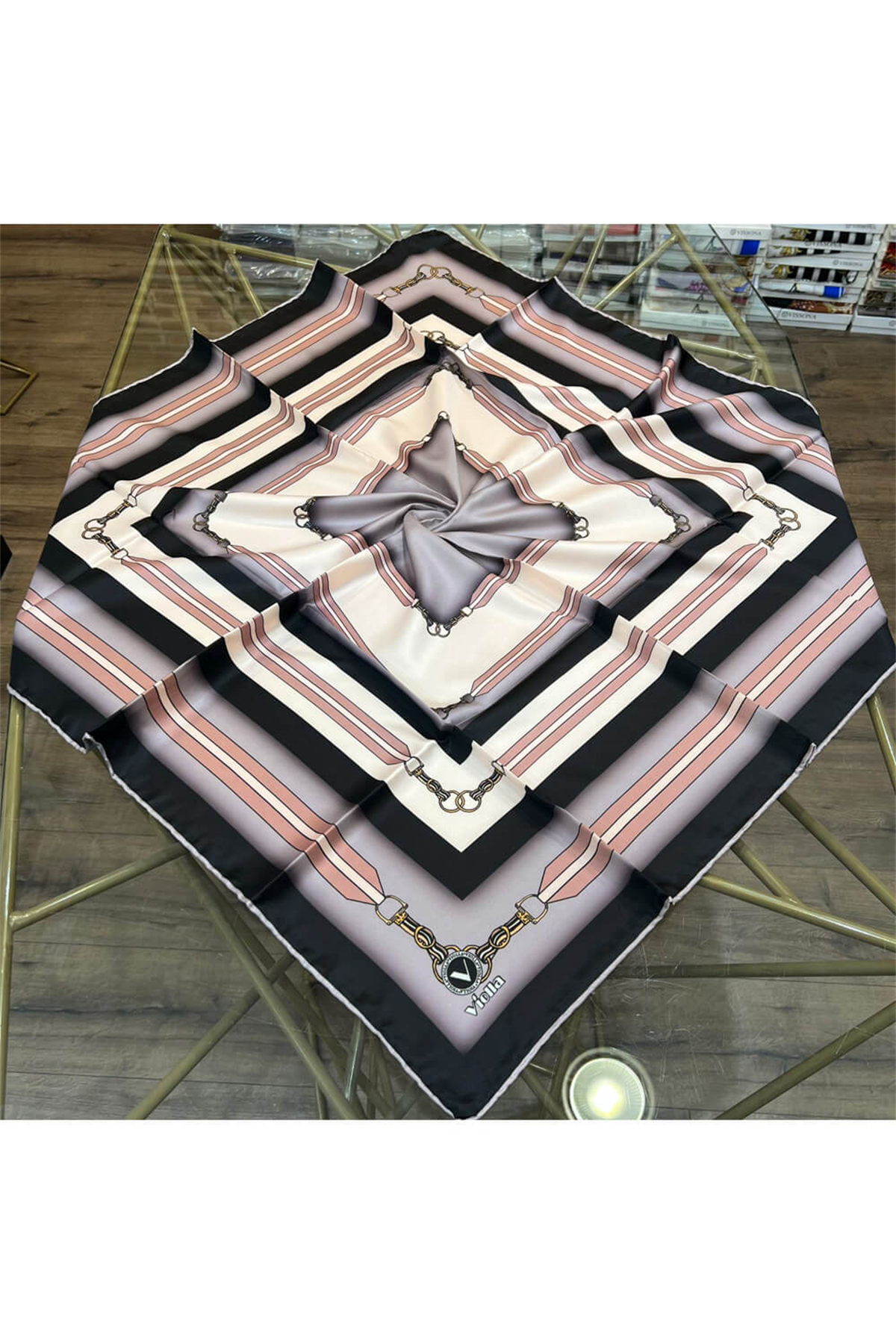 Twill Kemer Desenli Gri - Bej Renkli 90x90 Eşarp (İpek İçermez) Dikim Şekli : El Dikişi