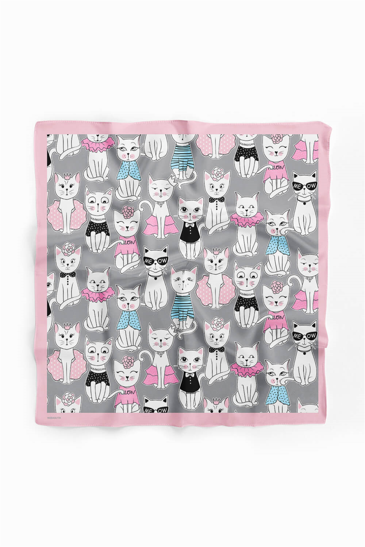 B85 Kadın Kedi Desenli Bandana 50x50 Siyah Beyaz Pembe DG0411-22 Snz