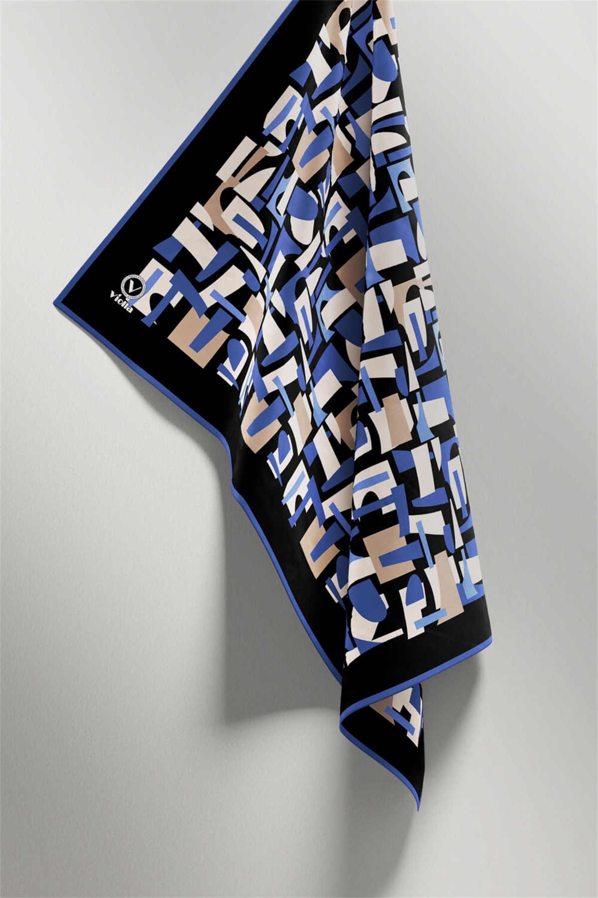 Twill Geometrik Desenli İndigo - Bej Renkli 90x90 Eşarp (İpek İçermez) Dikim Şekli : El Dikişi