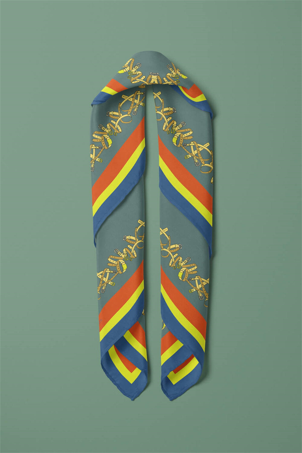 C37 KADIN DESENLİ BANDANA