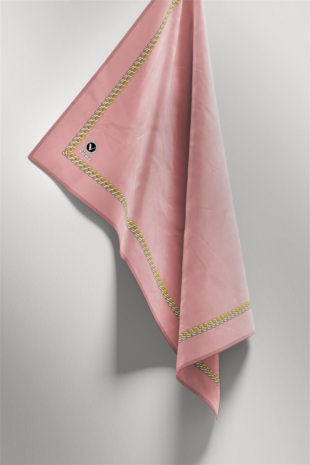 Twill Kenar Motifi Zincir Desenli Düz Pudra Renkli 90x90 Dikim Şekli : El Dikişi Eşarp (İpek İçermez)