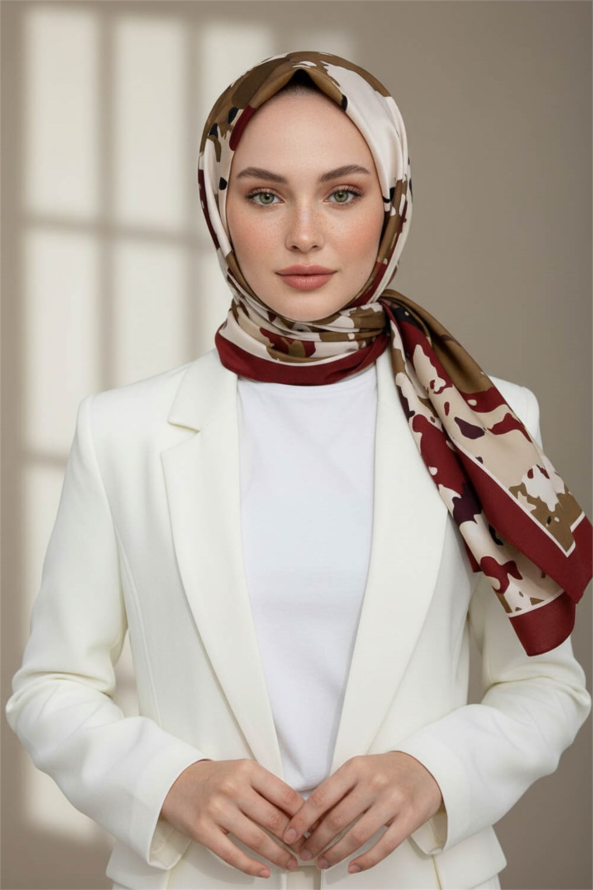 KREP BOYA EFEKTİ DESENLİ BORDO RENKLİ 75X195 KIRIŞMAZ ŞAL