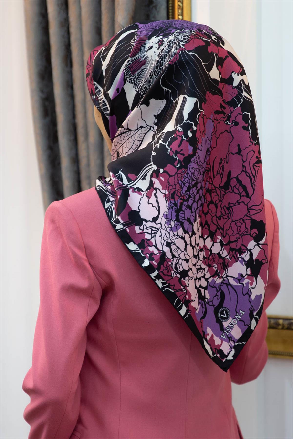 %100 Twill İpek Yaprak Desenli Mor - Mürdüm Renkli 90x90 Eşarp Dikim Şekli : El Dikişi