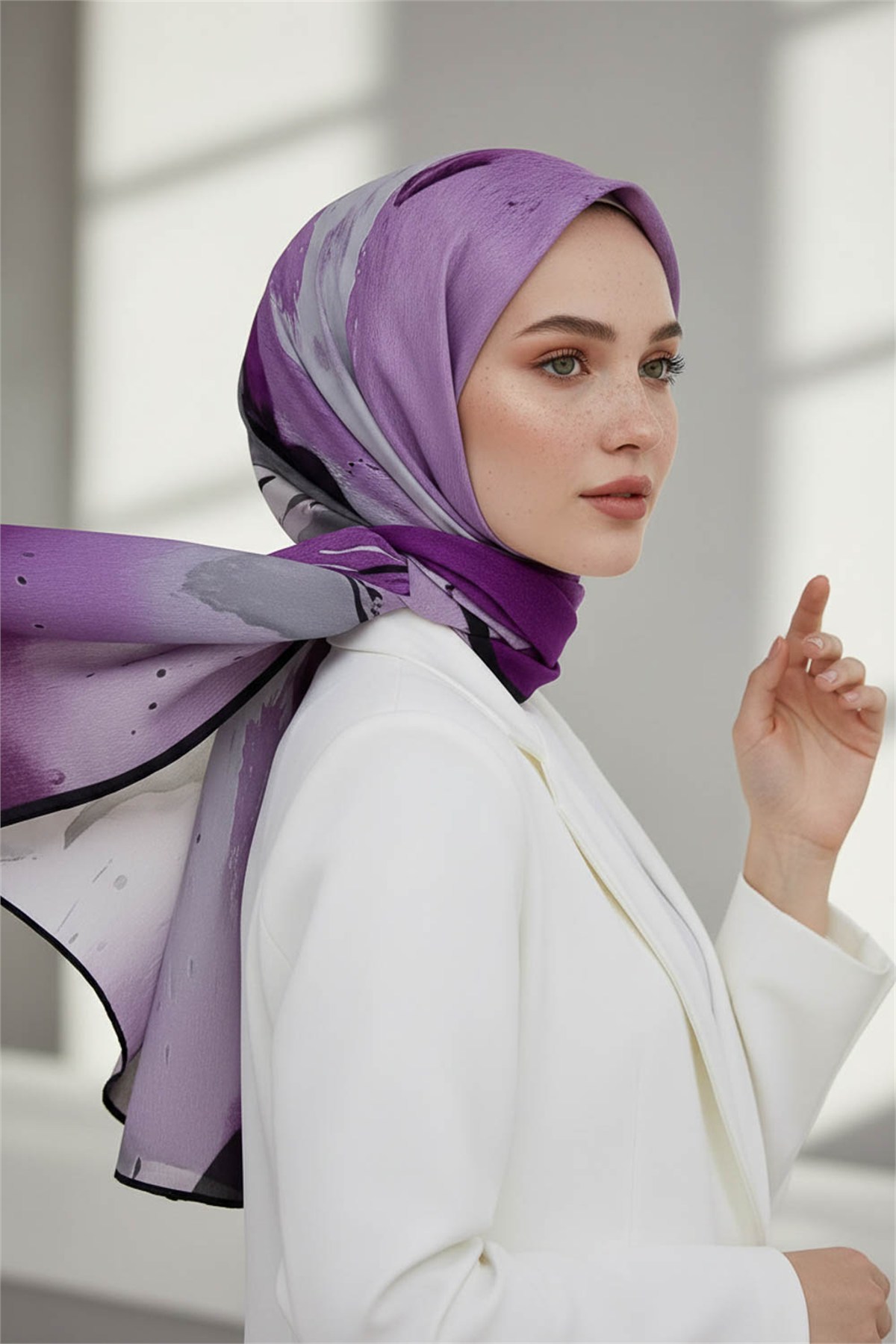 KREP BATİK DESENLİ GRİ - LİLA RENKLİ 75X195 KIRIŞMAZ ŞAL