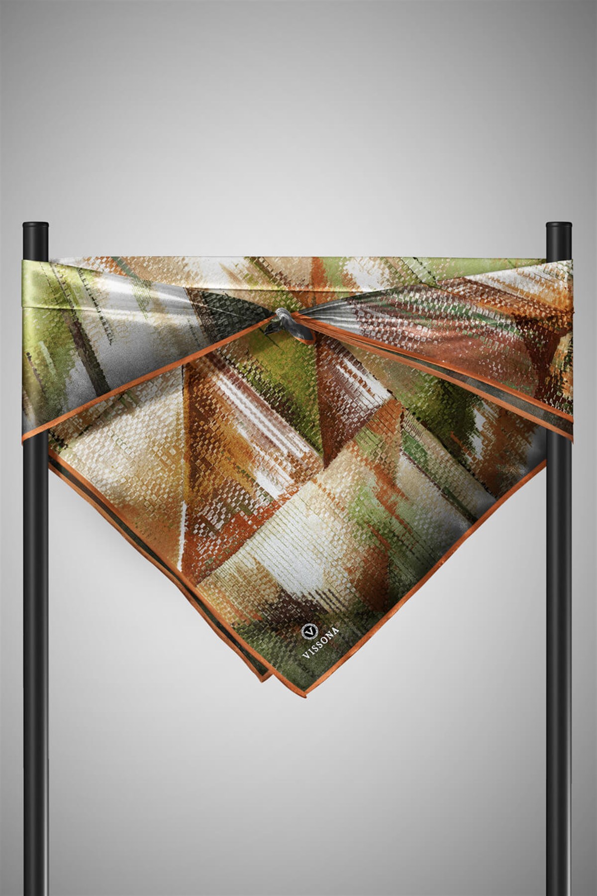 %100 Twill İpek Efektli ve Geometrik Desenli Haki - Taba Renkli 90x90 Eşarp Dikim Şekli : El Dikişi