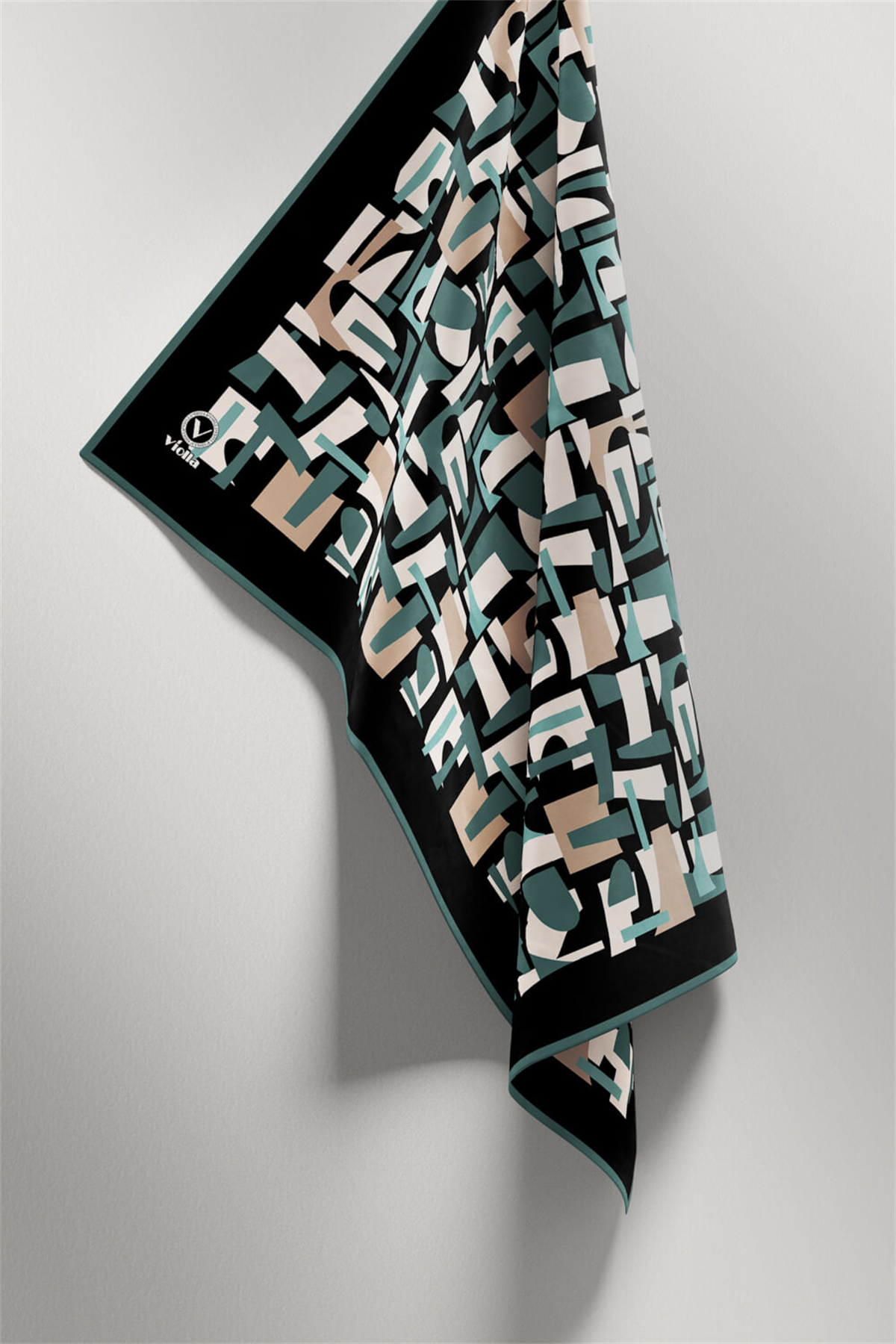Twill Geometrik Desenli Mint Yeşili - Bej Renkli 90x90 Eşarp (İpek İçermez) Dikim Şekli : El Dikişi