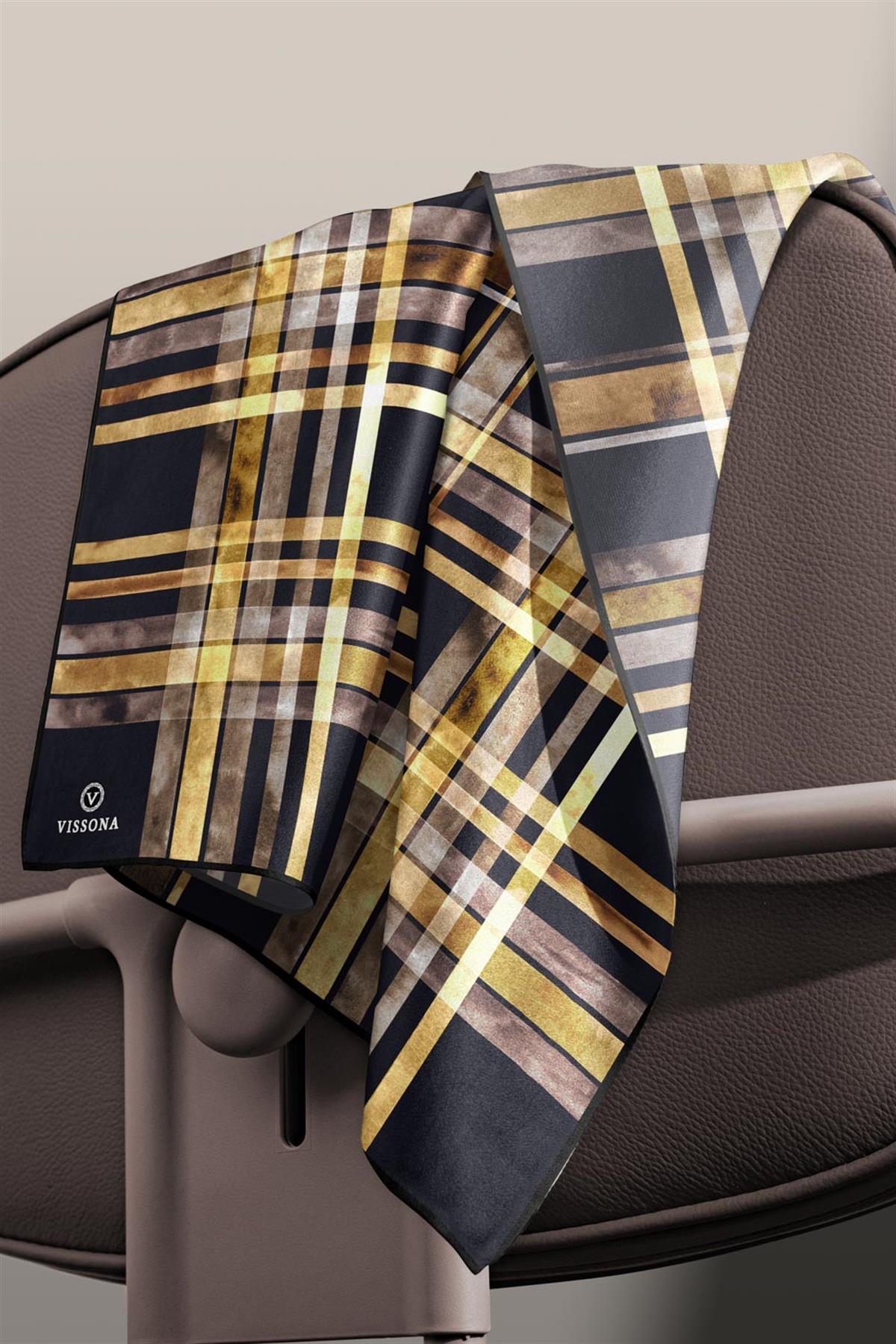 %100 Twill İpek Ekose Desenli Siyah - Gold  Renkli 90x90 Eşarp Kenar Dikiş Şekli El Dikişli