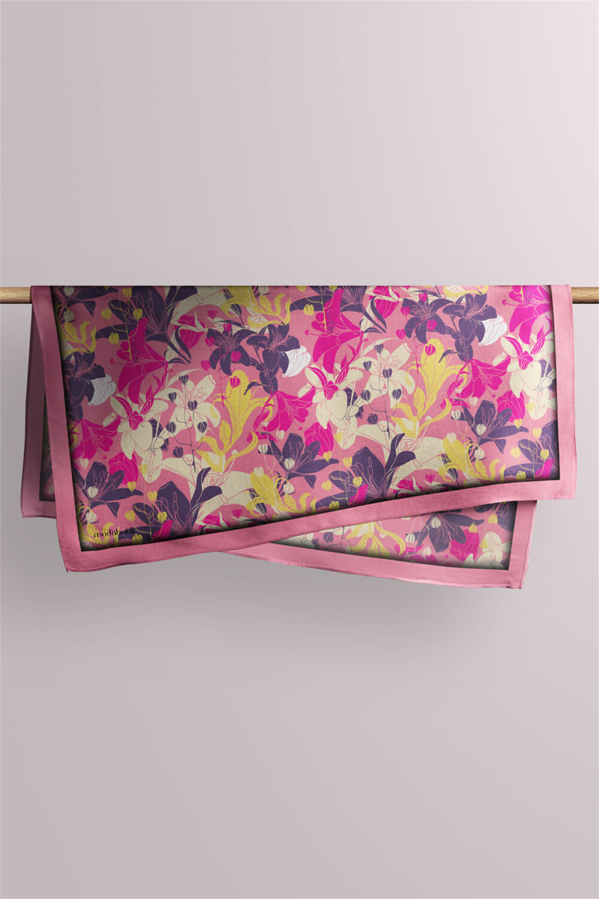 E106 Modabutik Çiçek Desenli Bandana