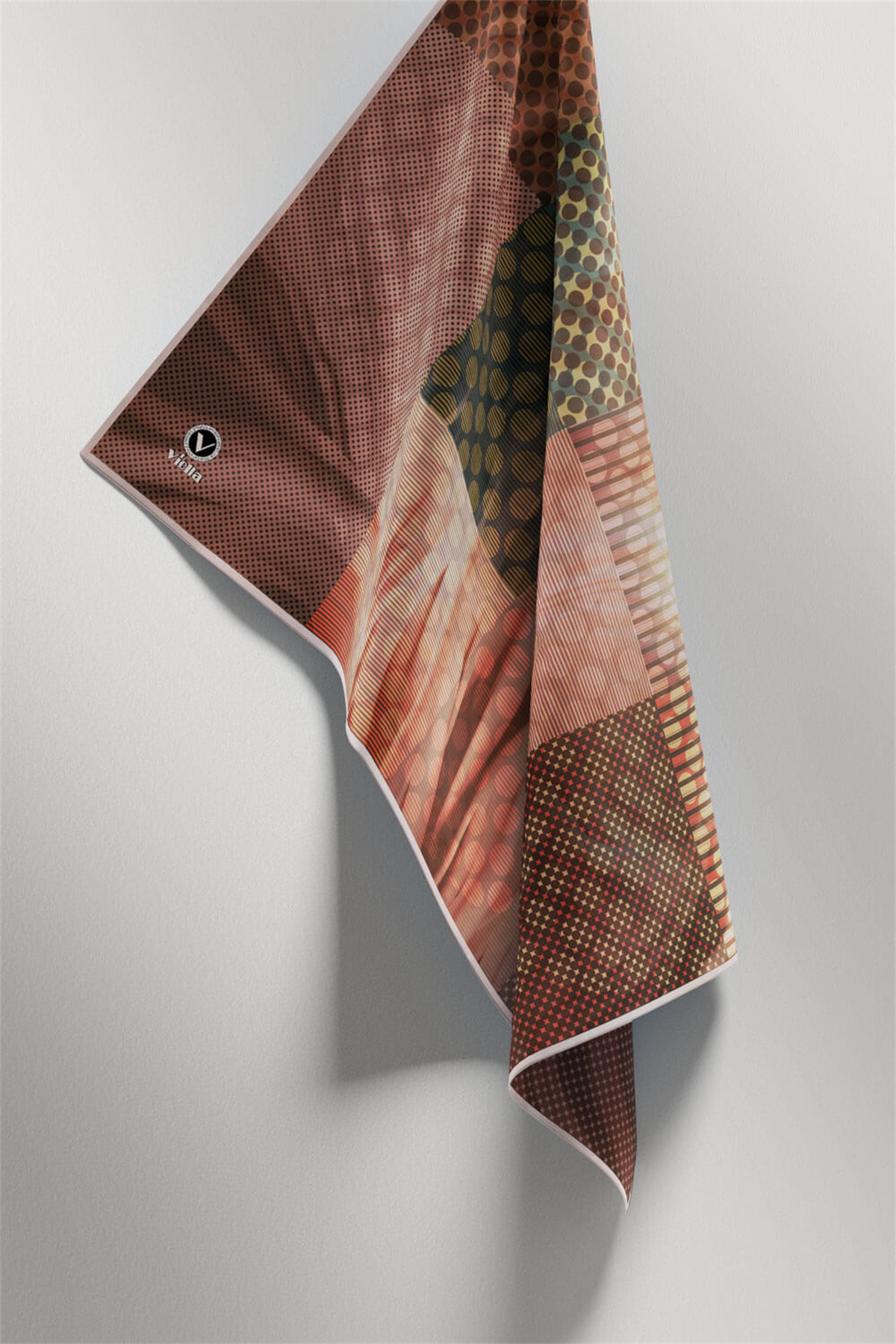 Twill Geometrik Desenli Bakır Renkli 90x90 Eşarp (İpek İçermez) Kenar Dikiş Şekli El Dikişli