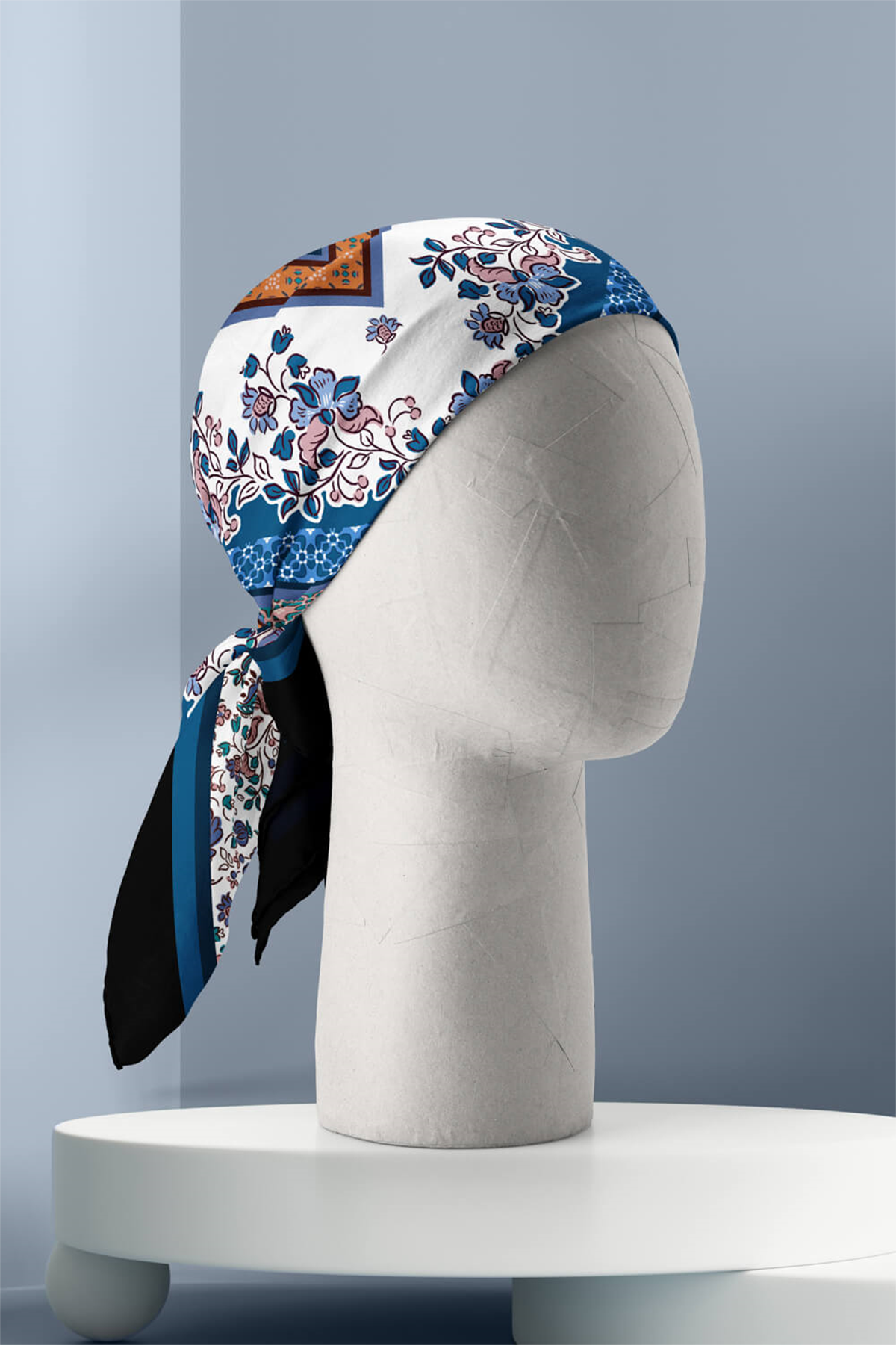 E114 Kadın Patchwork Desenli Bandana 50x50 Mavi DG0211-22