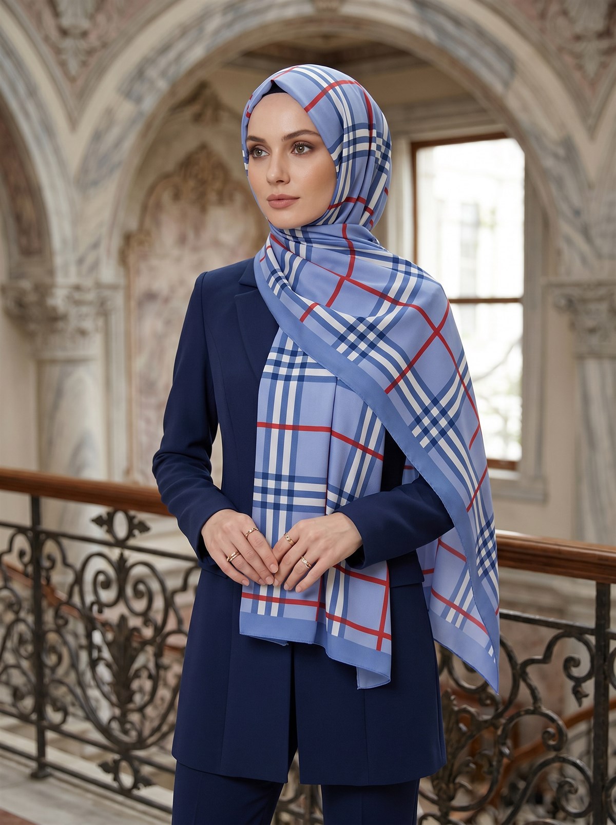 KREP EKOSE DESENLİ BEBE MAVİSİ RENKLİ 75X195 KIRIŞMAZ ŞAL