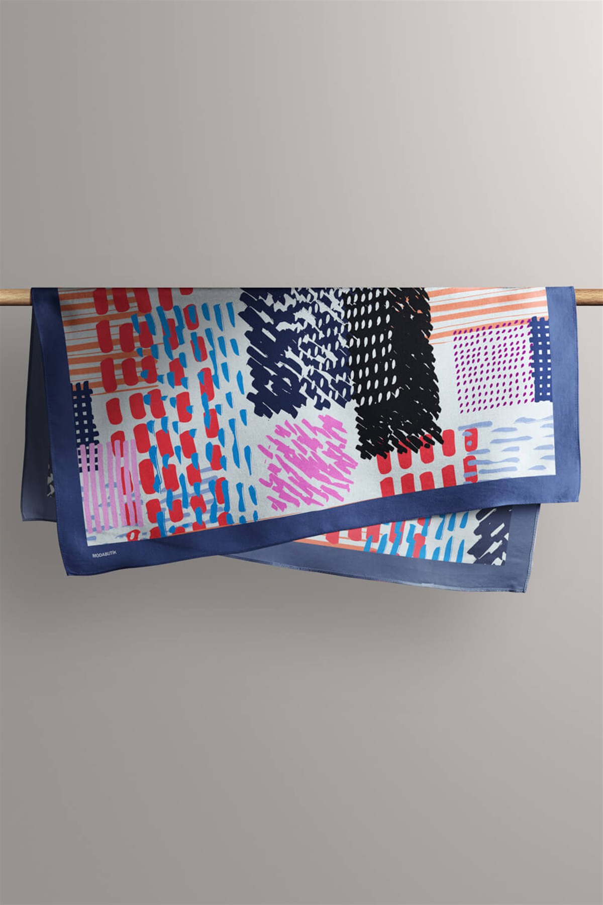 Violla D76 Kadın Egzotik Desenli Bandana 50x50 Kırmızı Siyah DG0434-22