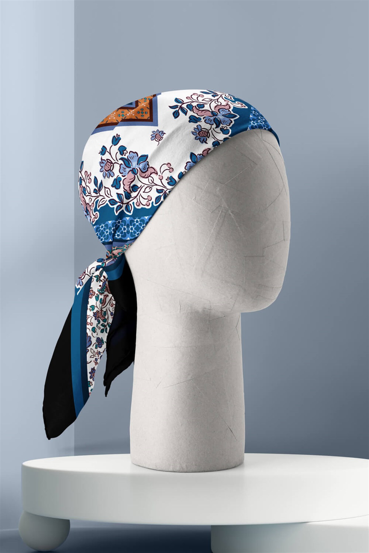 Violla E114 Kadın Patchwork Desenli Bandana 50x50 Mavi DG0211-22