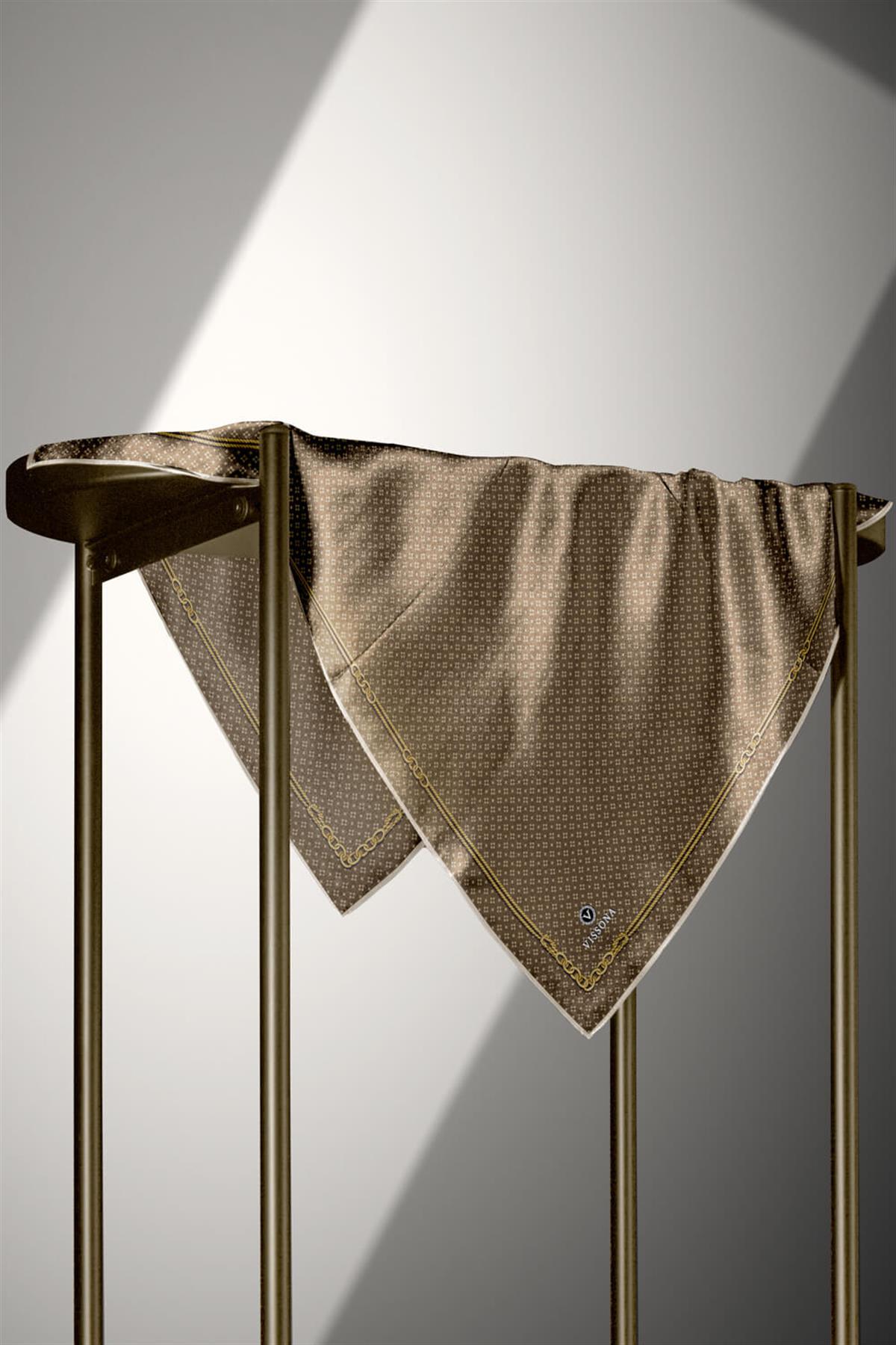 %100 Twill İpek Zincir Desenli Vizon - Gold Renkli 90x90 Eşarp Dikim Şekli : El Dikişi