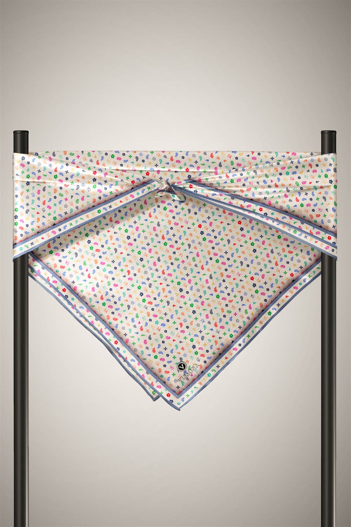 %100 Twill İpek Çıtır Desenli Krem - İndigo Renkli 90x90 Eşarp Dikim Şekli : El Dikişi
