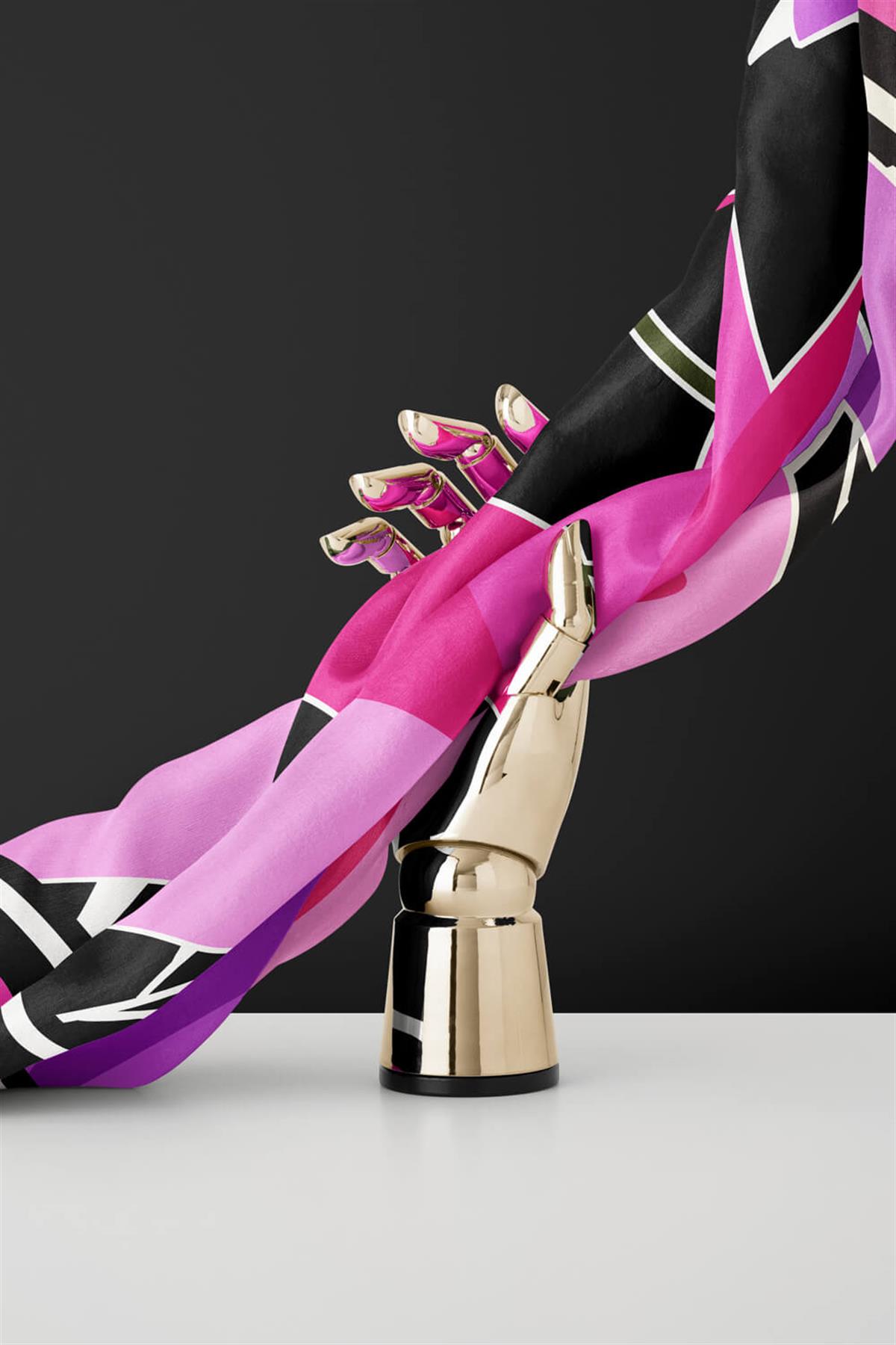 %100 Twill İpek Yaprak Desenli Lila - Pembe Renkli 90x90 Eşarp Dikim Şekli : El Dikişi