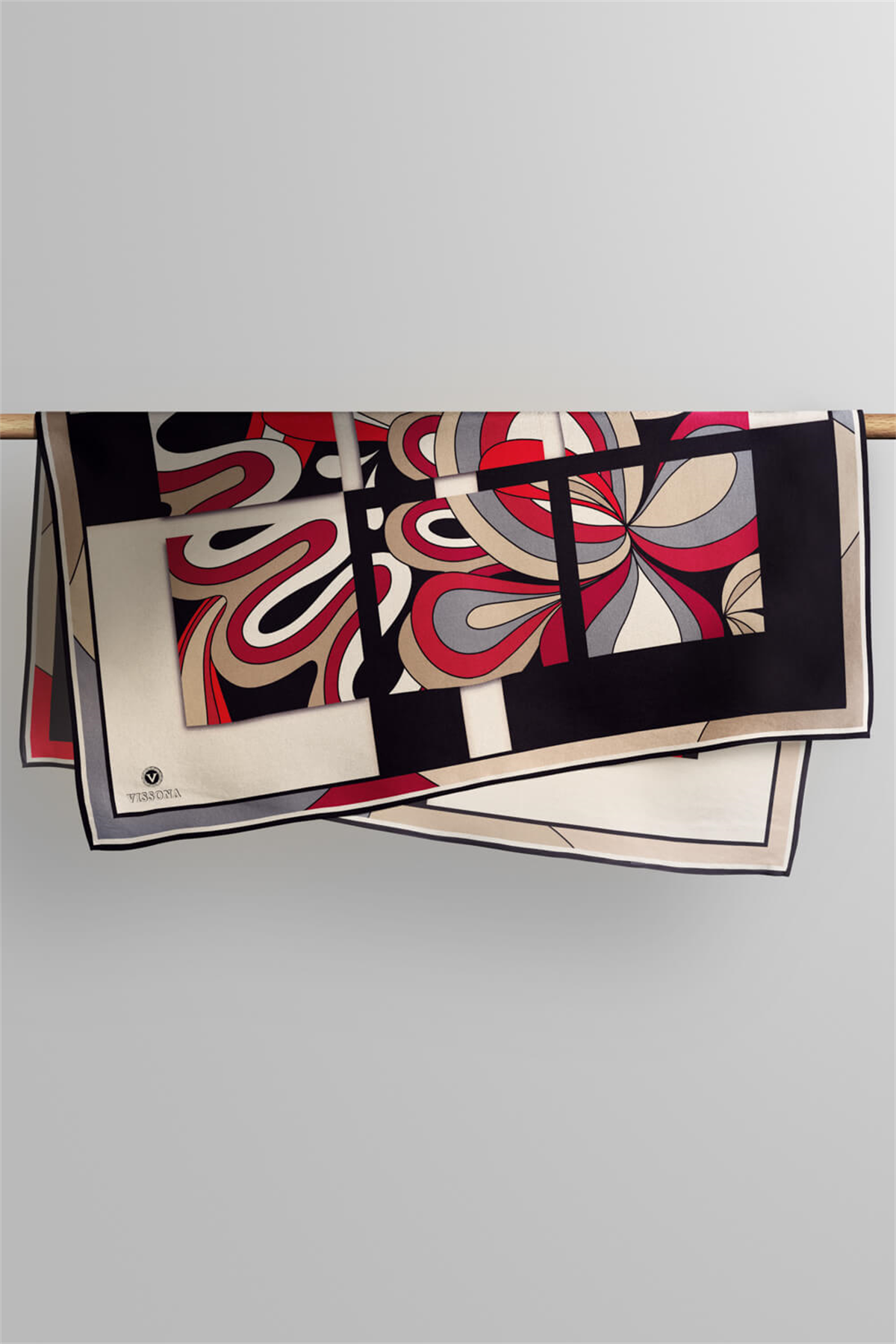 % 57 İPEK % 43 VİSKON Twill İpek Geometrik Desenli Bej - Kırmızı Renkli 90x90 Dikim Şekli : El Dikişi Eşarp