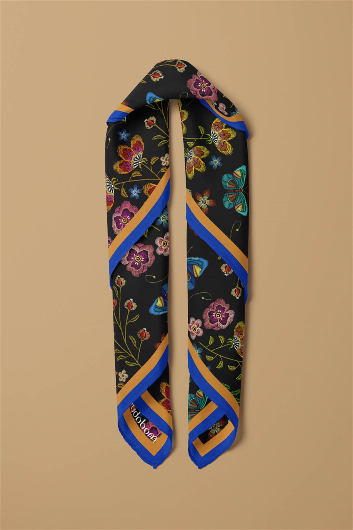 Z55 Violla Kelebek Desenli Bandana