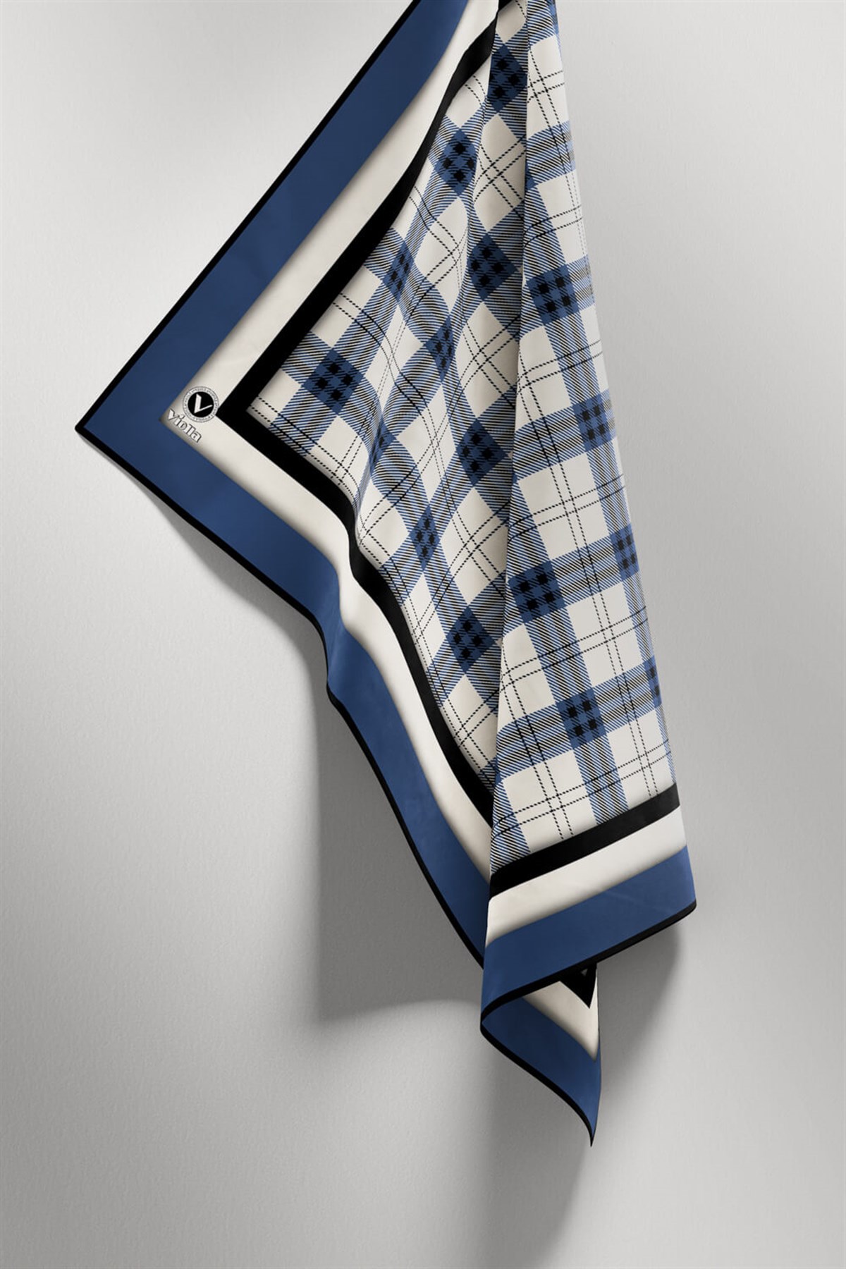 Twill Ekose Desenli İndigo Renkli 90x90 Eşarp (İpek İçermez) Kenar Dikiş Şekli El Dikişli