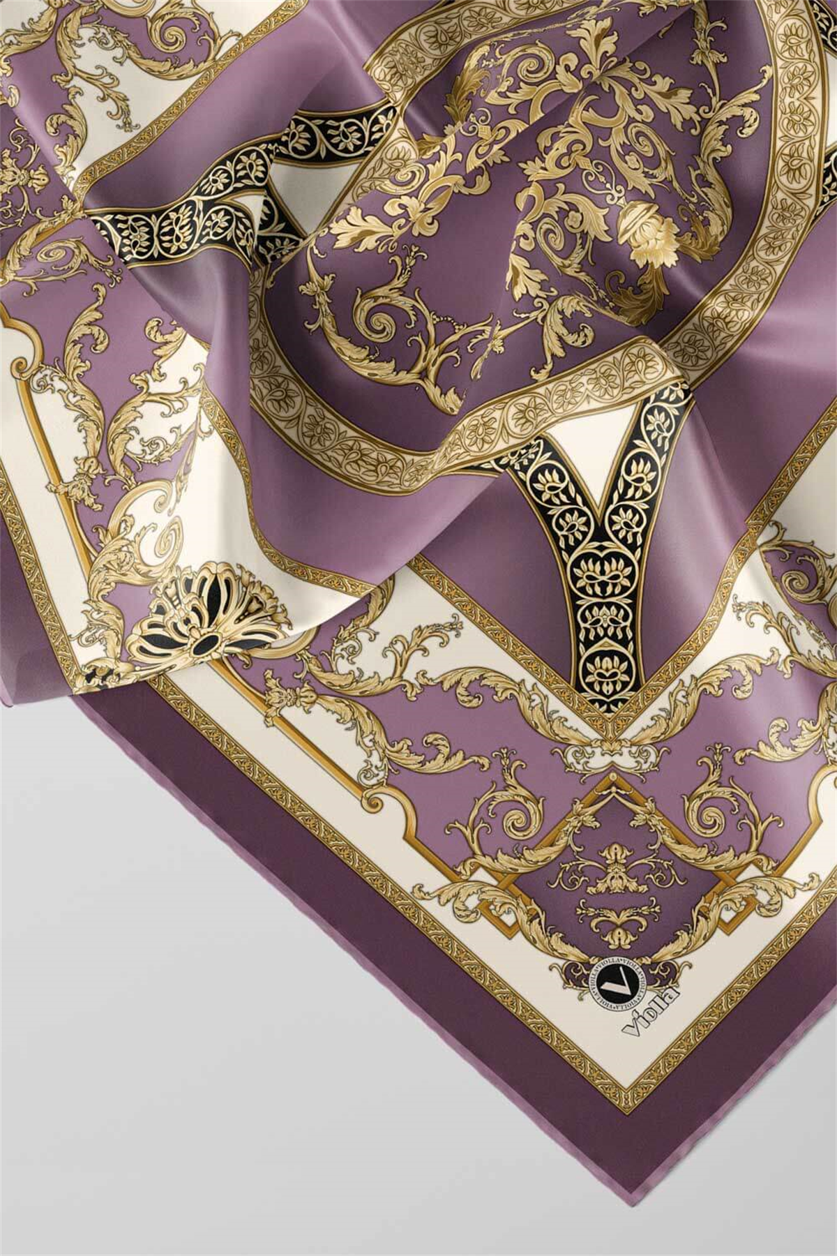 Twill Barok Desenli Lila Renkli 90x90 Eşarp (İpek İçermez) Kenar Dikiş Şekli El Dikişli