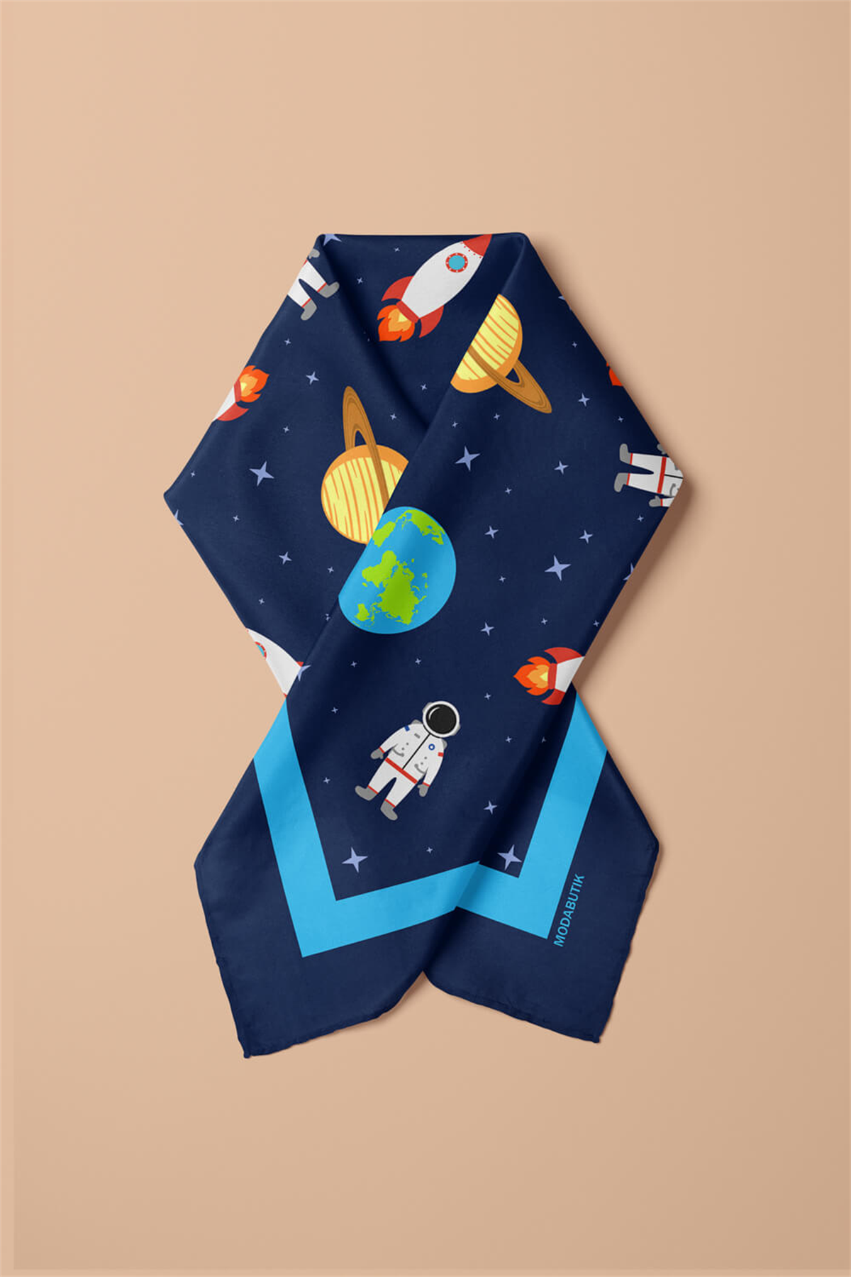 C50 Kadın Lacivert Beyaz Astronot Desenli 50x50 Bandana DG0967-22