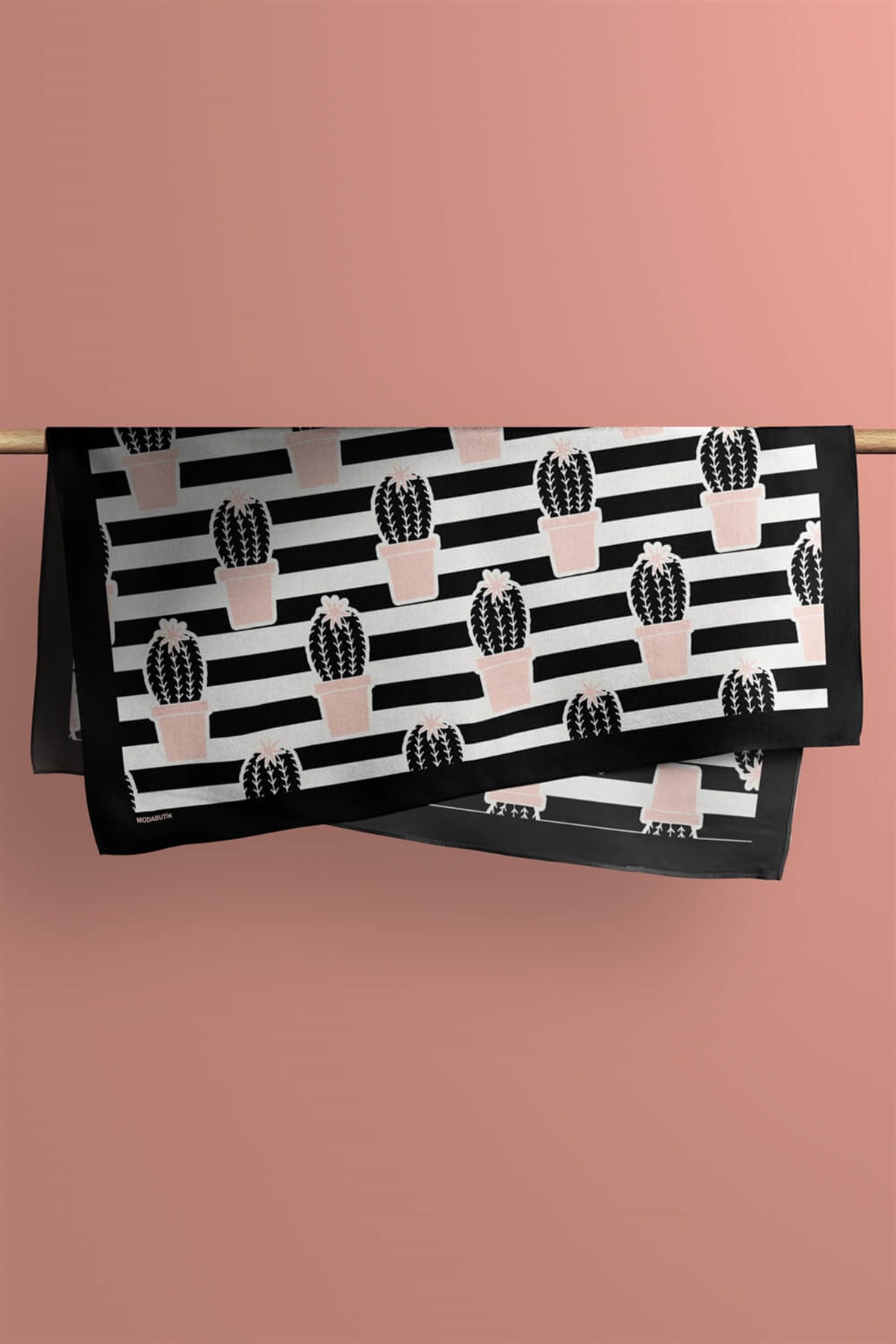 Violla Kadın Kaktüs Desenli Bandana 50x50 Siyah Pudra DG0148-22 Snz