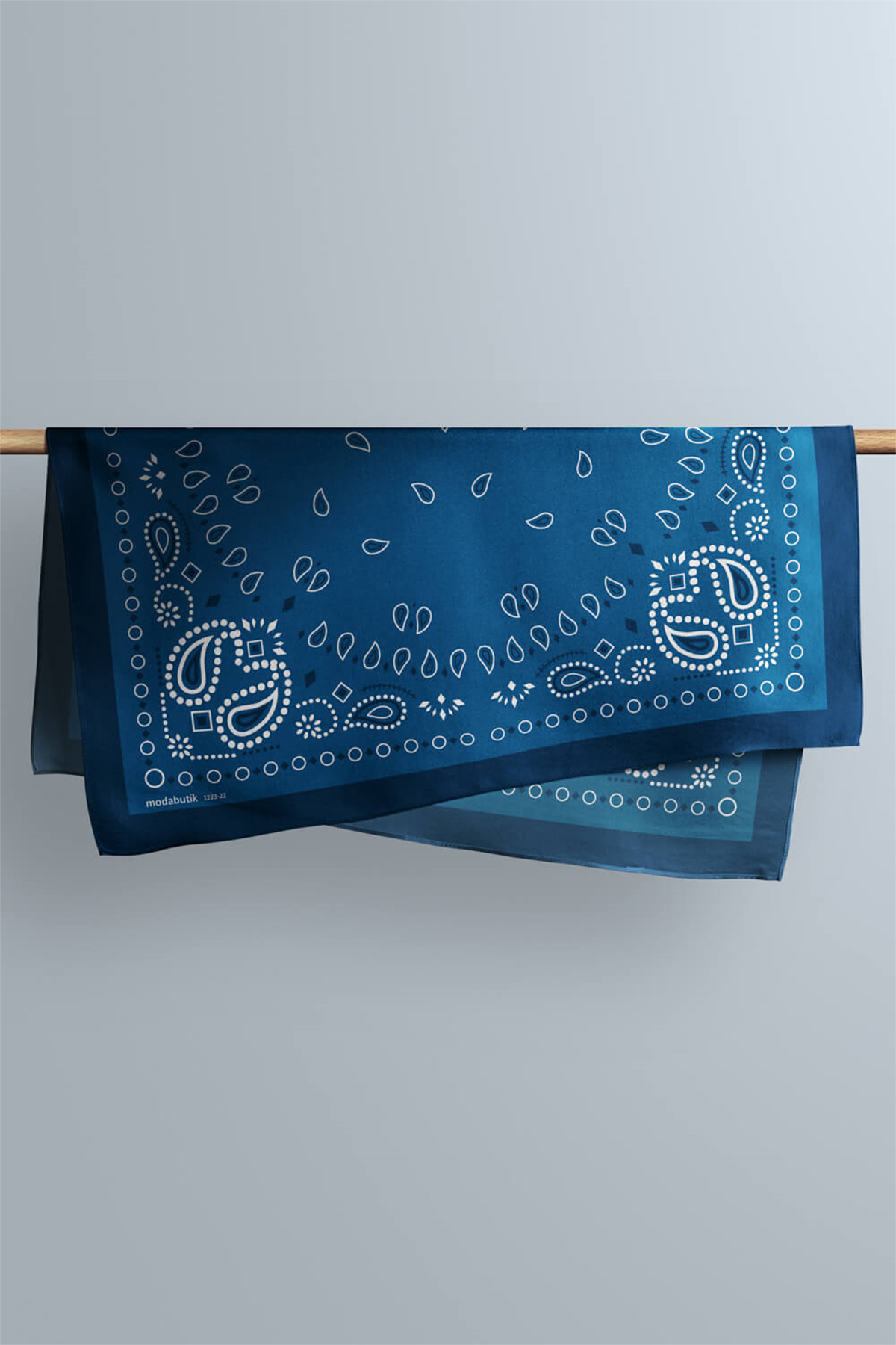 Kadın Mavi Etnik Desenli 50x50 Bandana HYL DG01223-22