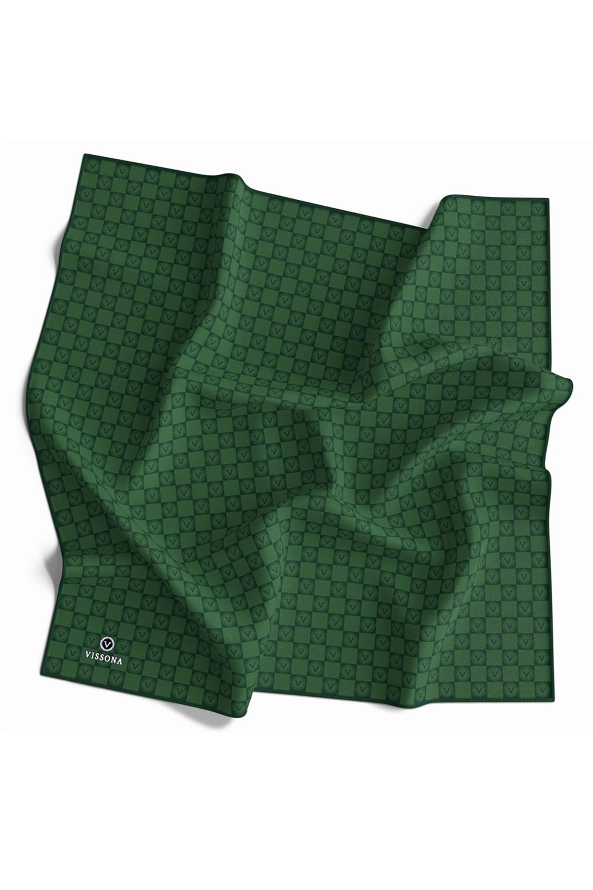 %100 Twill İpek Monogram Desenli Zümrüt Yeşili Renkli 90x90 Eşarp Dikim Şekli : El Dikişi