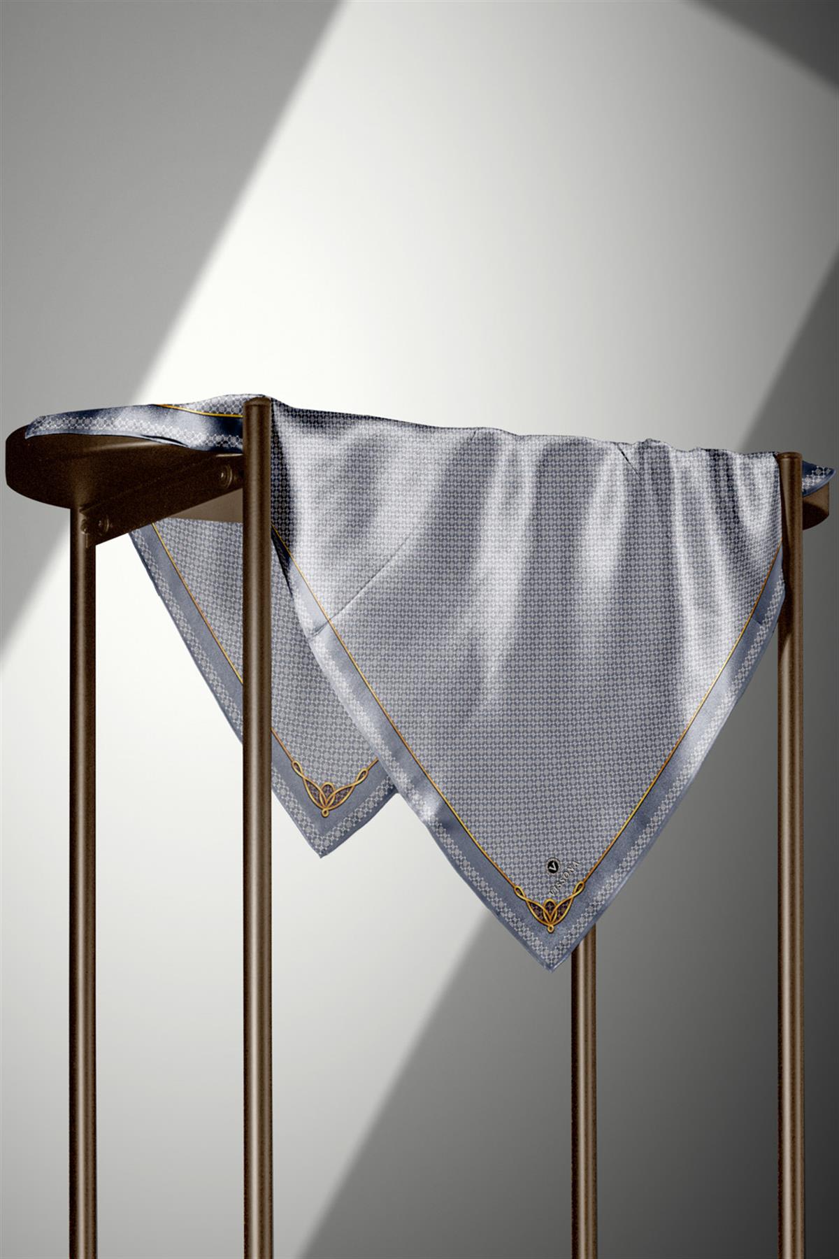 %100 Twill İpek Minik Motif Desenli Gri - Krem Renkli 90x90 Eşarp Dikim Şekli : El Dikişi